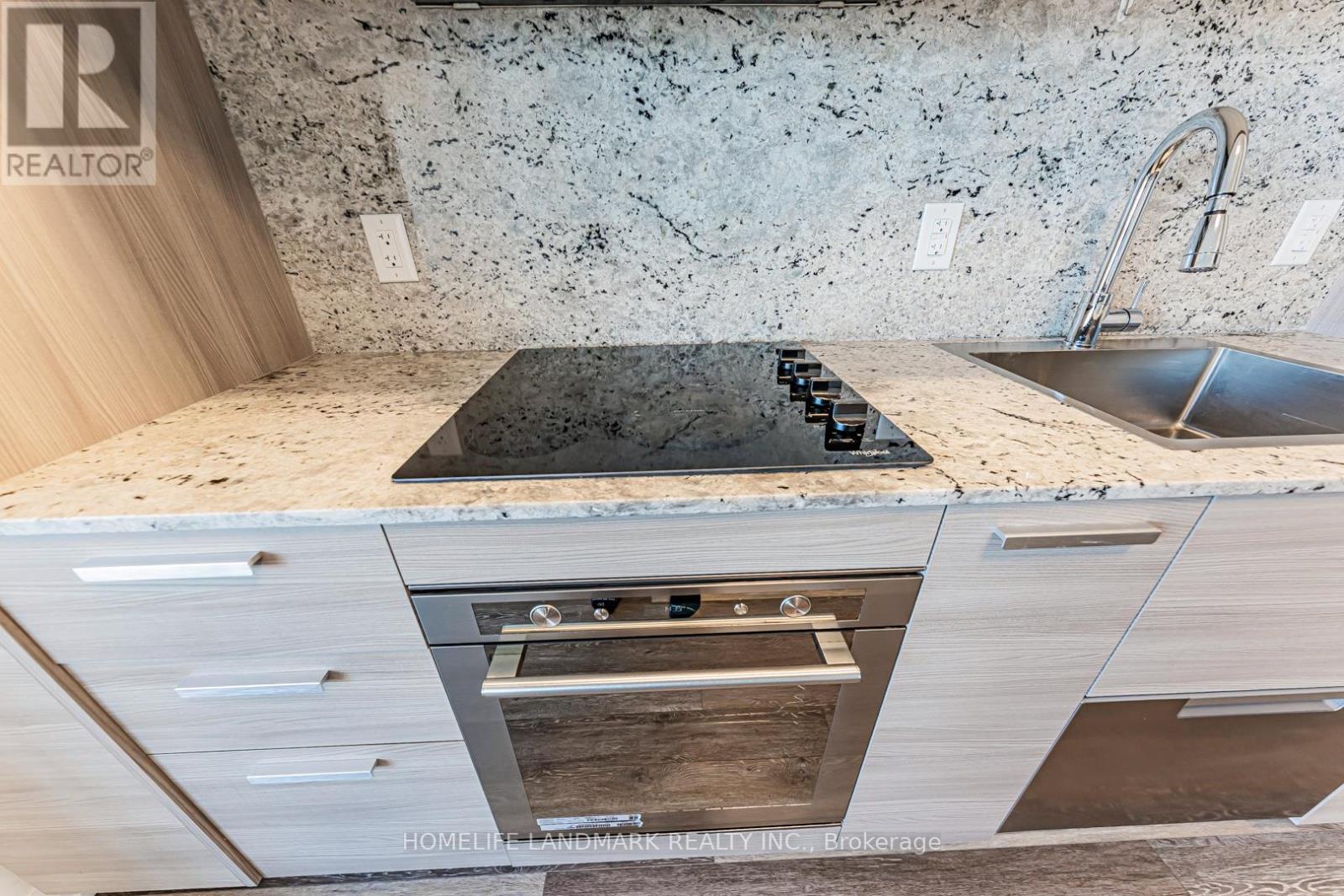 1515 - 75 Canterbury Place, Toronto, Ontario  M2N 0H8 - Photo 18 - C13015810