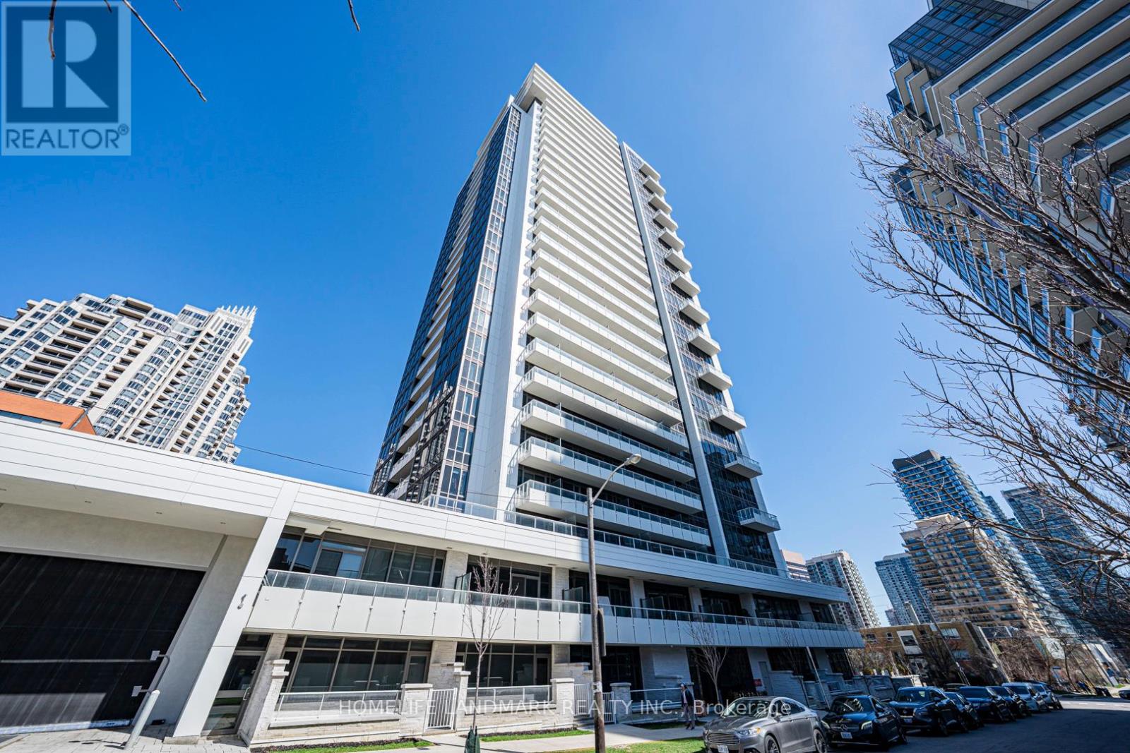 1515 - 75 Canterbury Place, Toronto, Ontario  M2N 0H8 - Photo 2 - C13015810