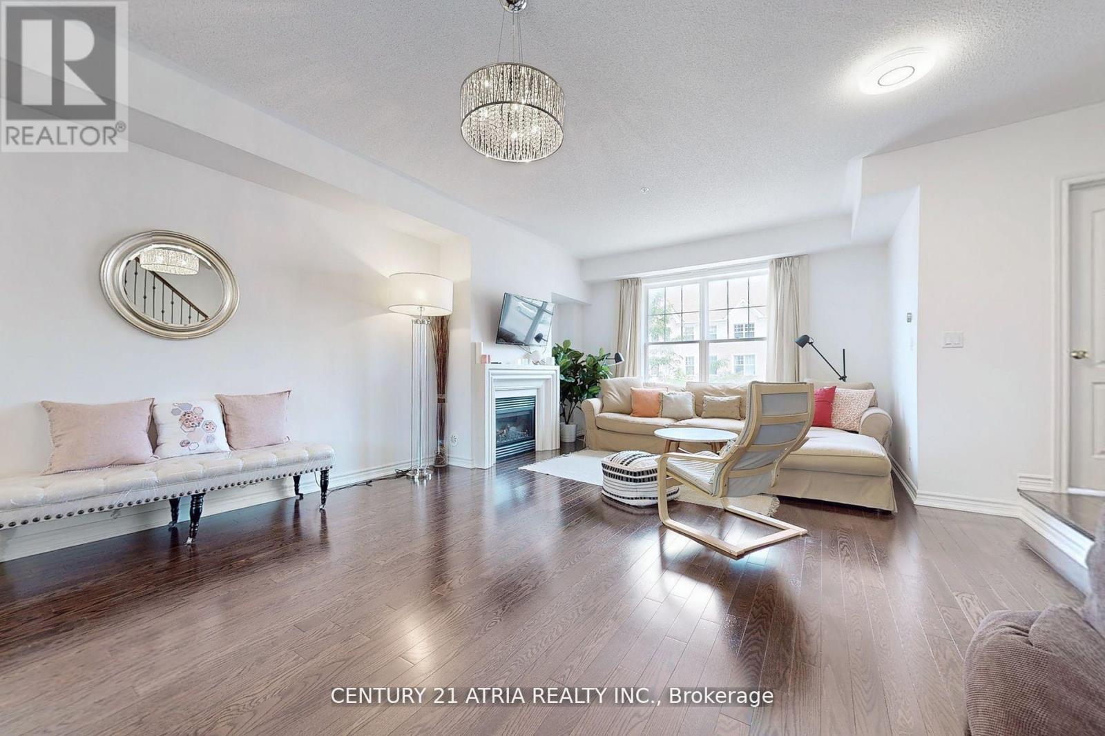 17 Cathedral High Street, Markham, Ontario  L6C 0N9 - Photo 10 - N13015838