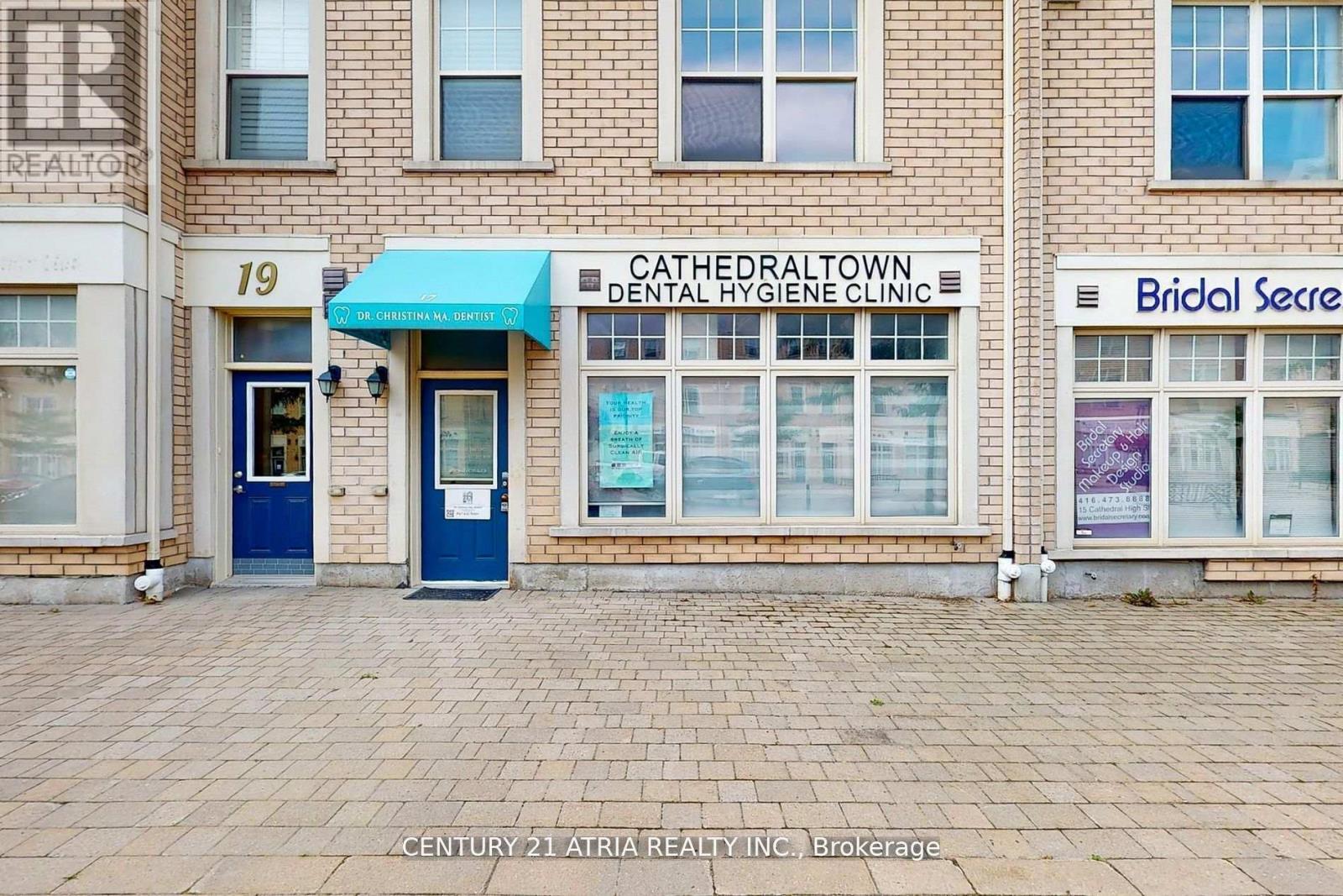 17 Cathedral High Street, Markham, Ontario  L6C 0N9 - Photo 2 - N13015838