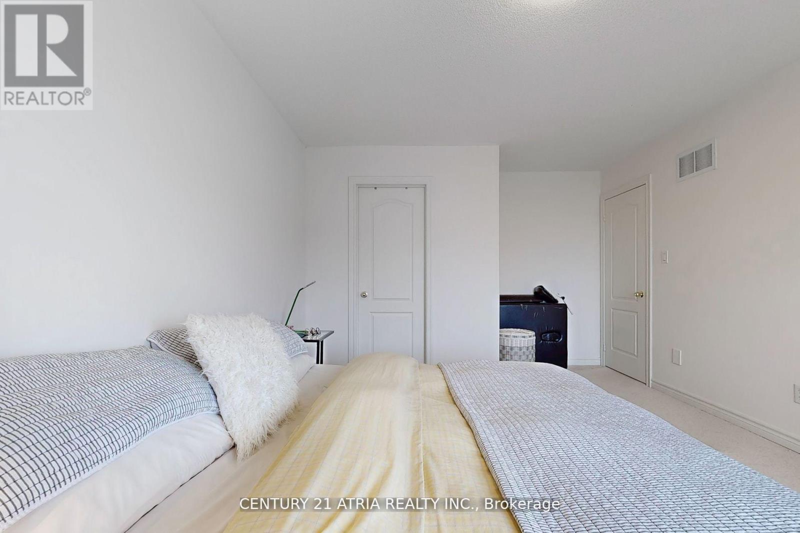 17 Cathedral High Street, Markham, Ontario  L6C 0N9 - Photo 20 - N13015838