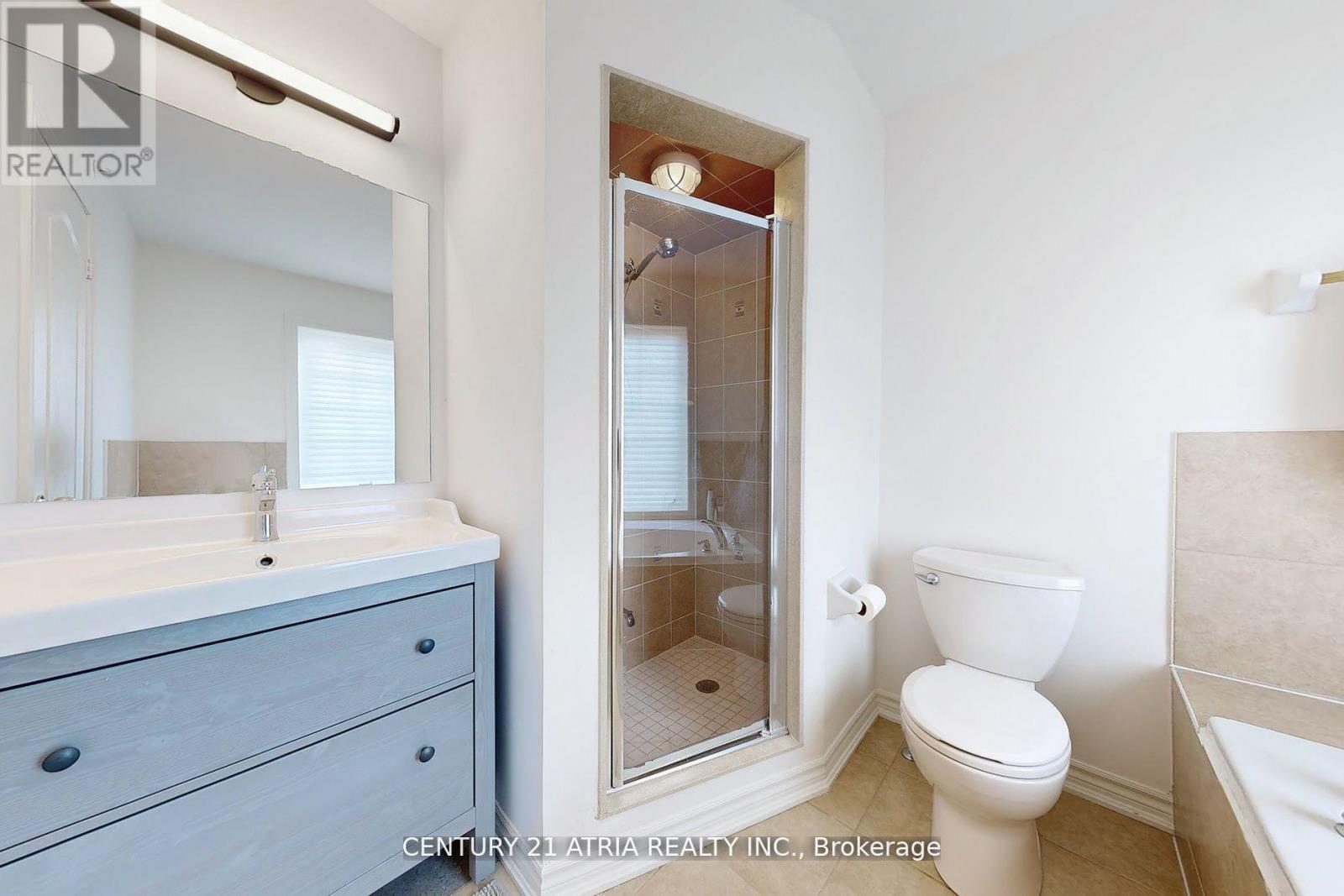 17 Cathedral High Street, Markham, Ontario  L6C 0N9 - Photo 21 - N13015838