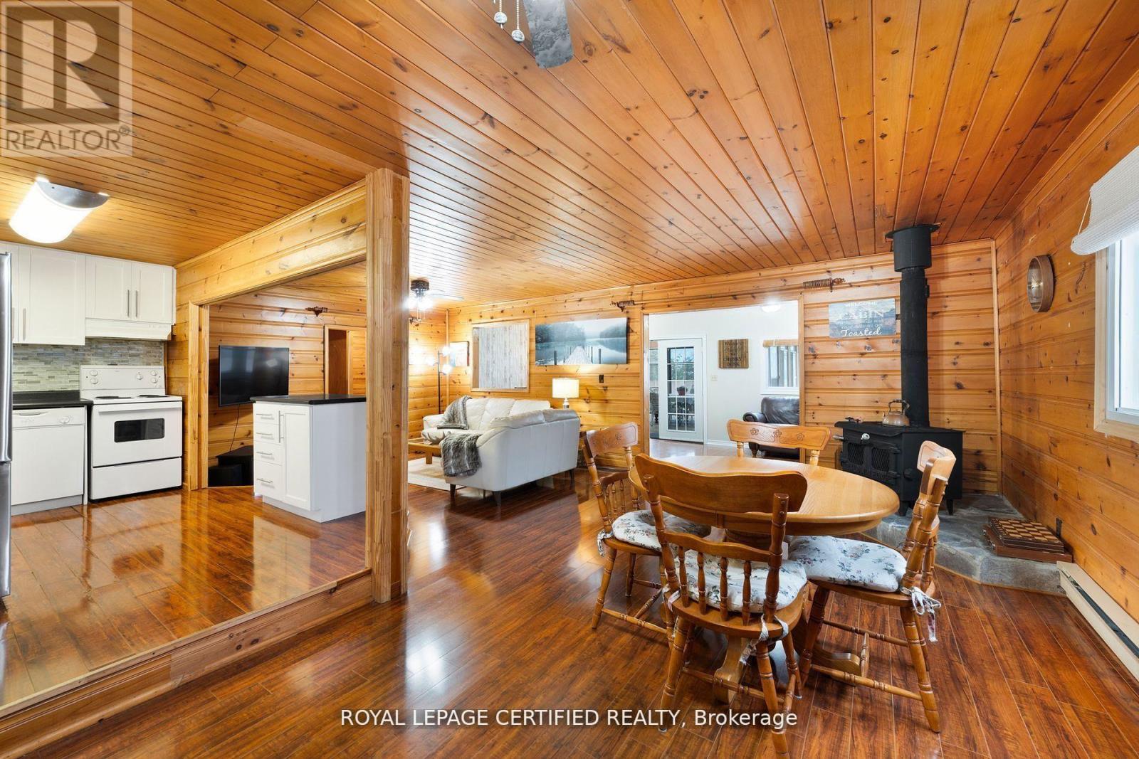 598 Duclos Point Road, Georgina, Ontario  L0E 1N0 - Photo 4 - N13015864