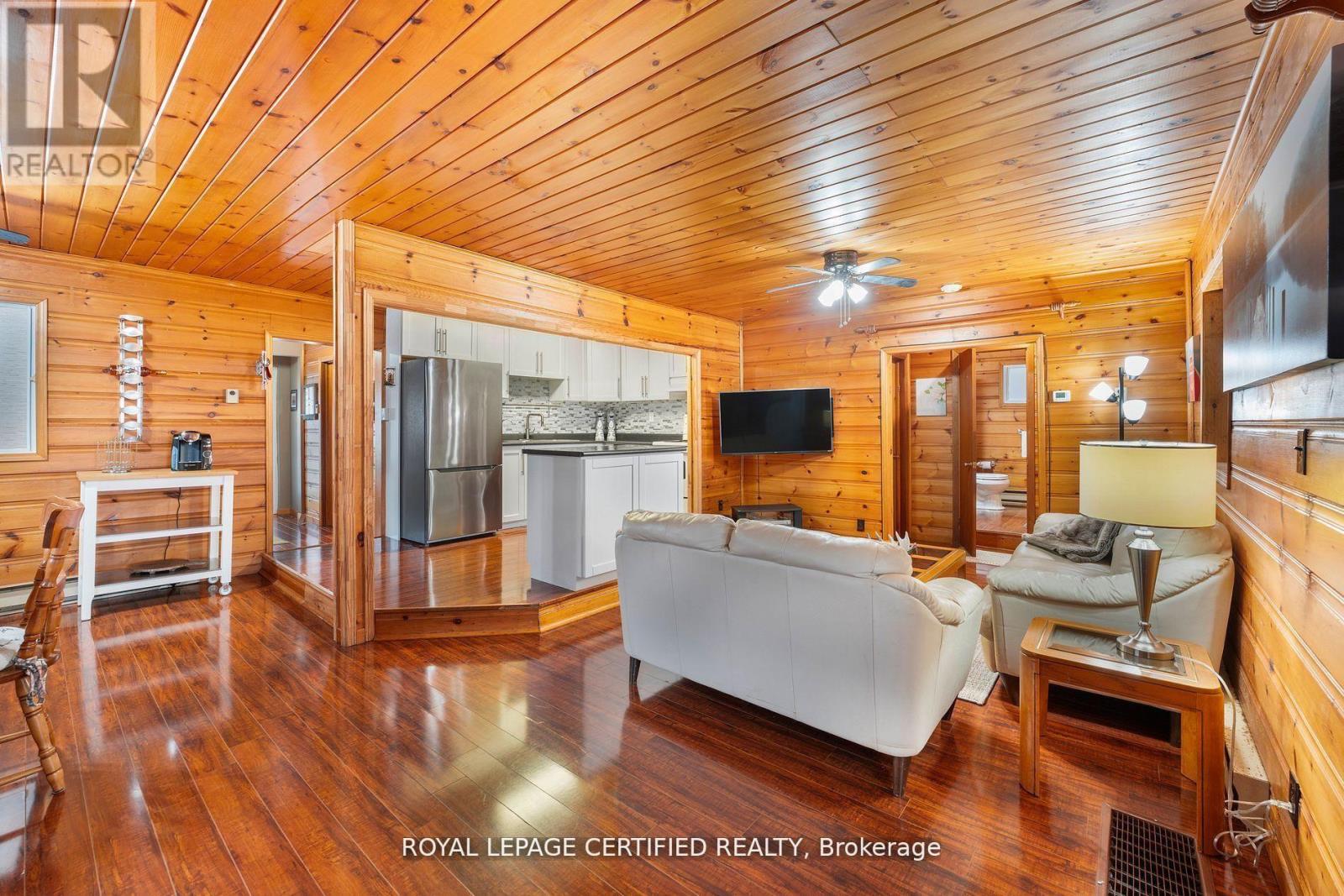 598 Duclos Point Road, Georgina, Ontario  L0E 1N0 - Photo 6 - N13015864