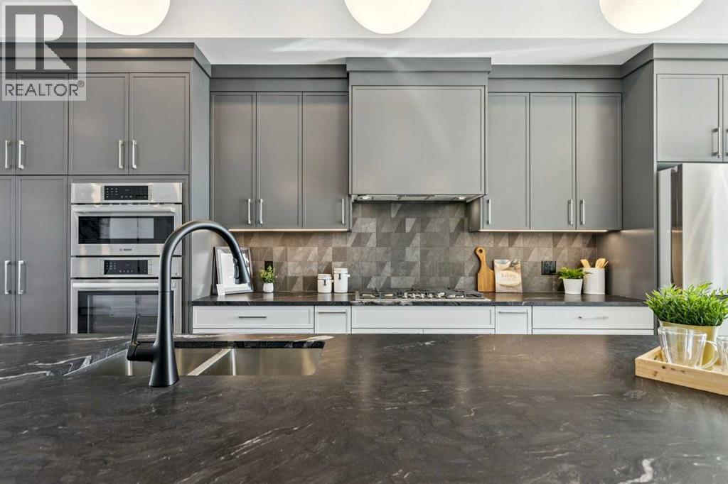 2015 23 Avenue Nw, Calgary, Alberta  T2M 1W2 - Photo 11 - A2274714