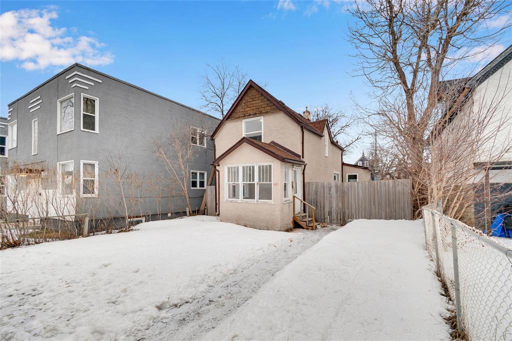 549 Sherbrook Street, Winnipeg, Manitoba  R3B 2W9 - Photo 1 - 202605729