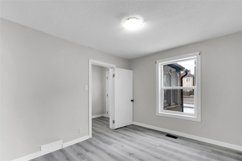 549 Sherbrook Street, Winnipeg, Manitoba  R3B 2W9 - Photo 14 - 202605729