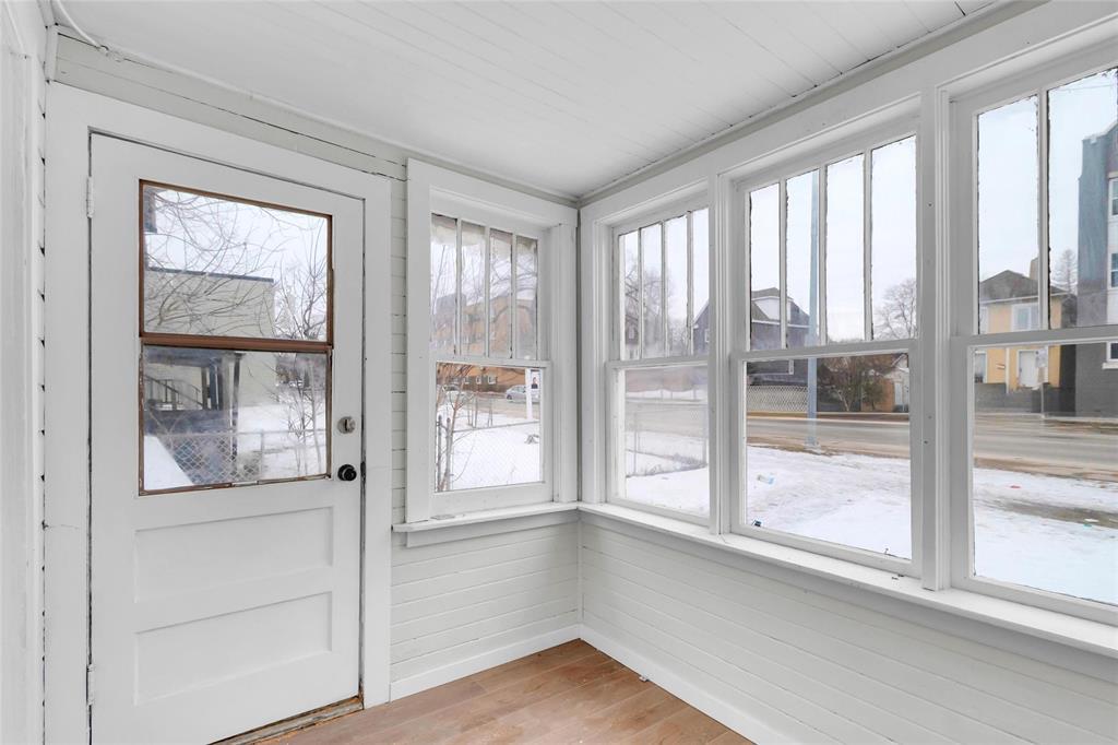 549 Sherbrook Street, Winnipeg, Manitoba  R3B 2W9 - Photo 2 - 202605729