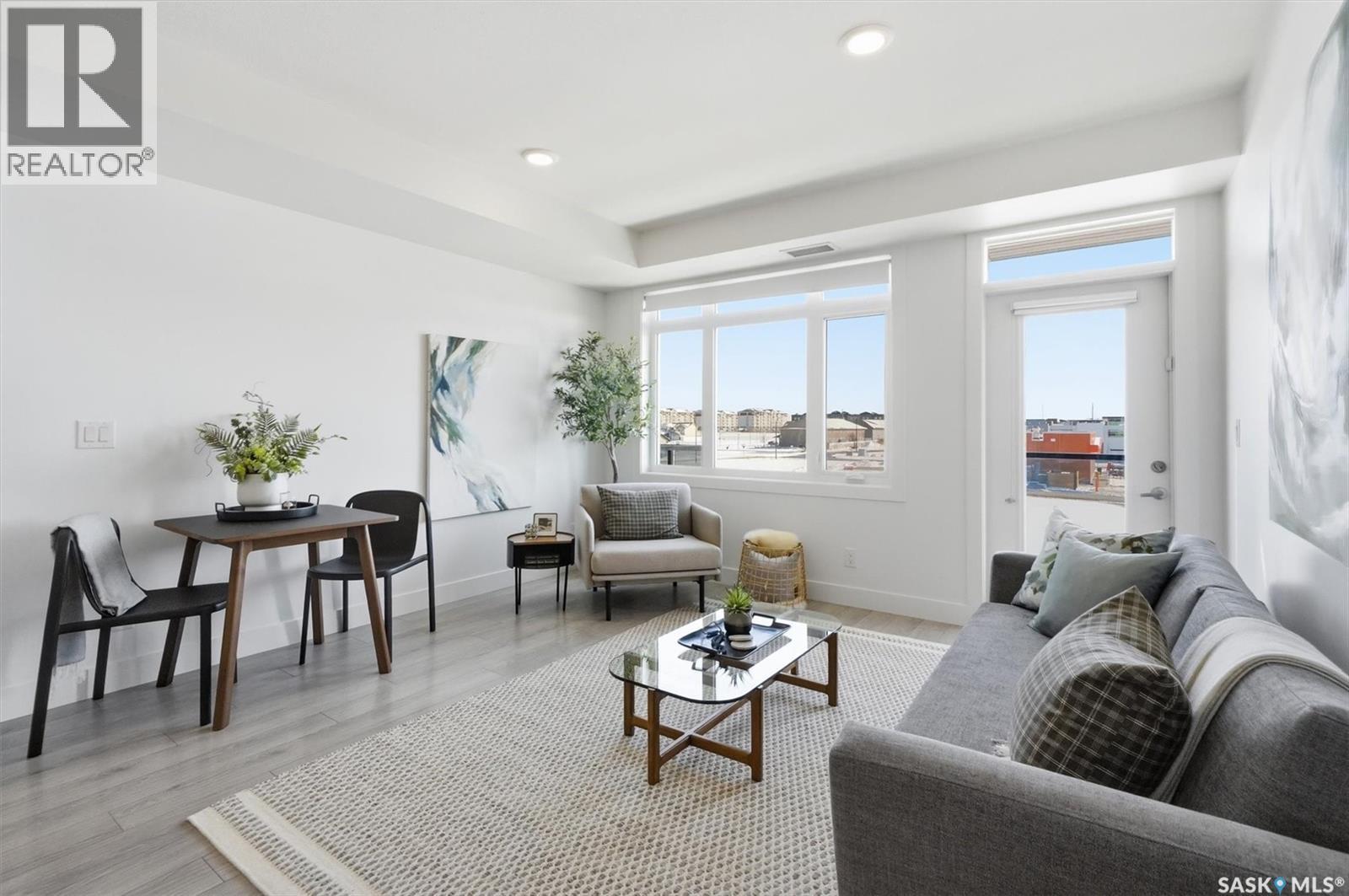 211 770 Childers CRESCENT, Saskatoon, Saskatchewan