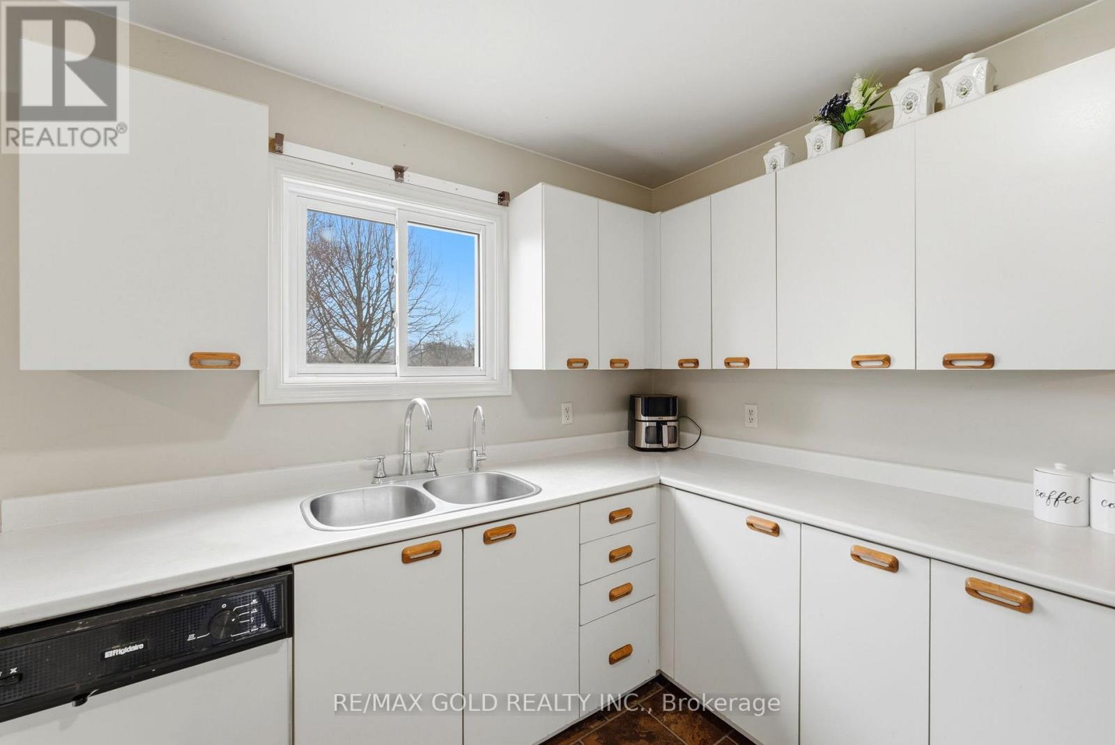 70 - 141 Condor Court, London East, Ontario  N5W 6A1 - Photo 17 - X13015826