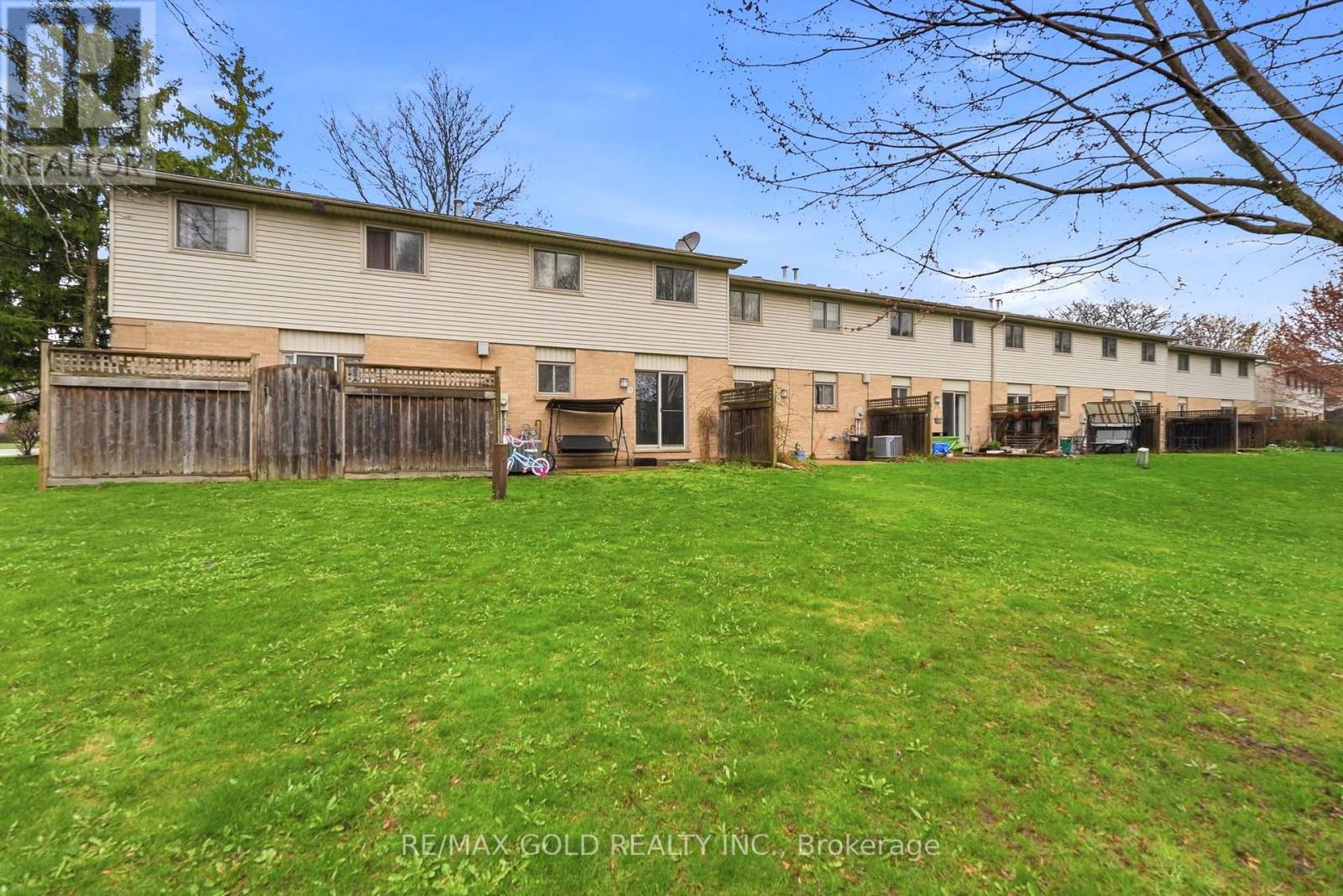 70 - 141 Condor Court, London East, Ontario  N5W 6A1 - Photo 38 - X13015826