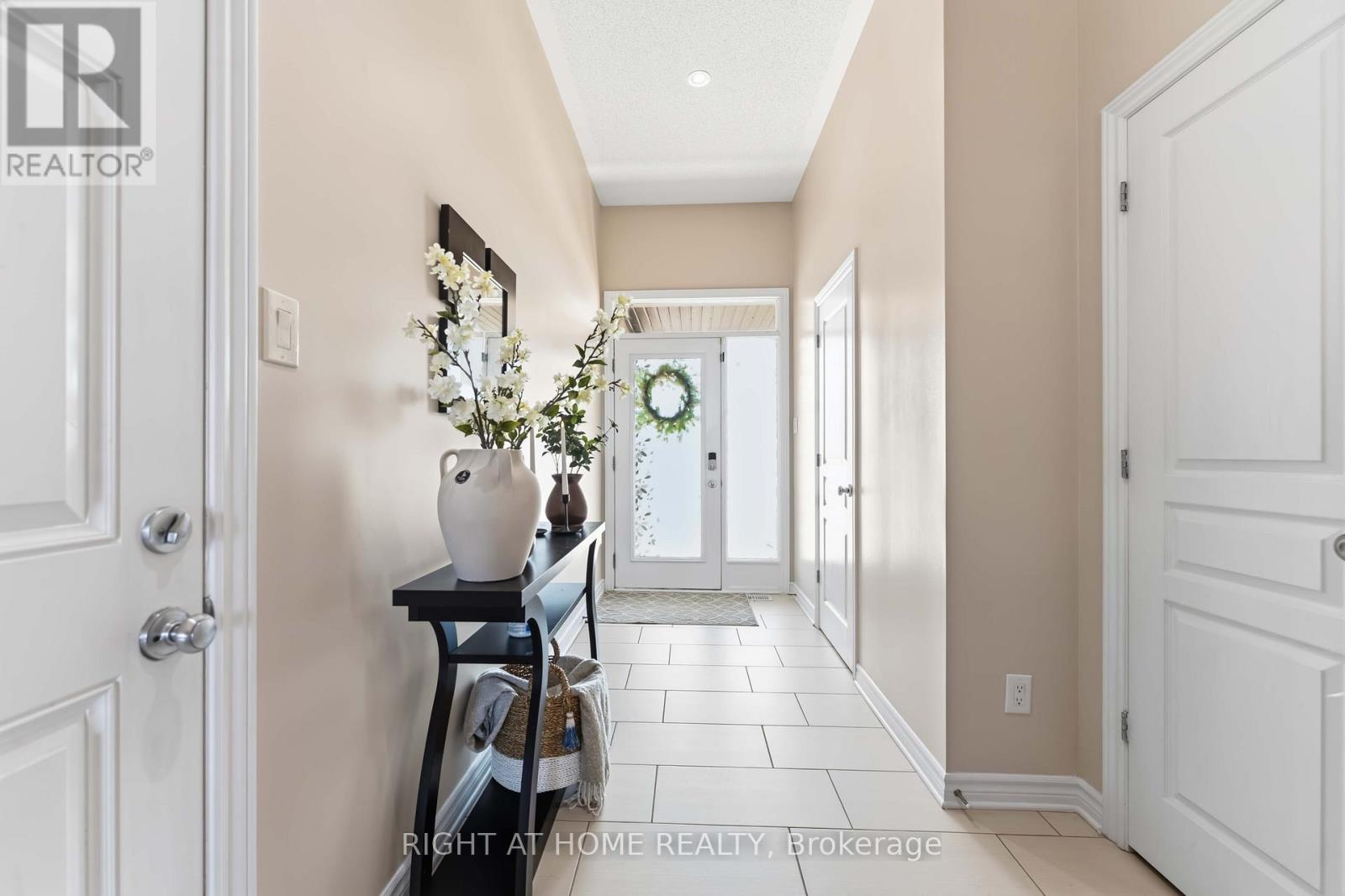 365 Livery Street, Ottawa, Ontario  K2V 0B4 - Photo 2 - X13015080