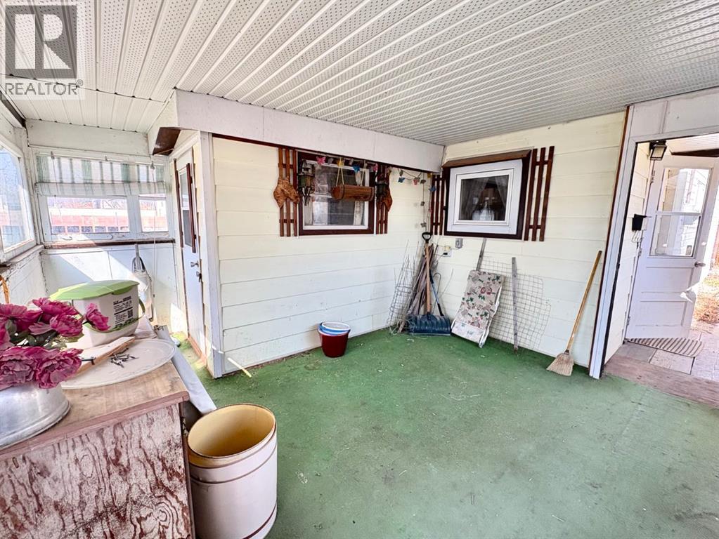 706 12 Street N, Lethbridge, Alberta  T1H 2H4 - Photo 19 - A2301077