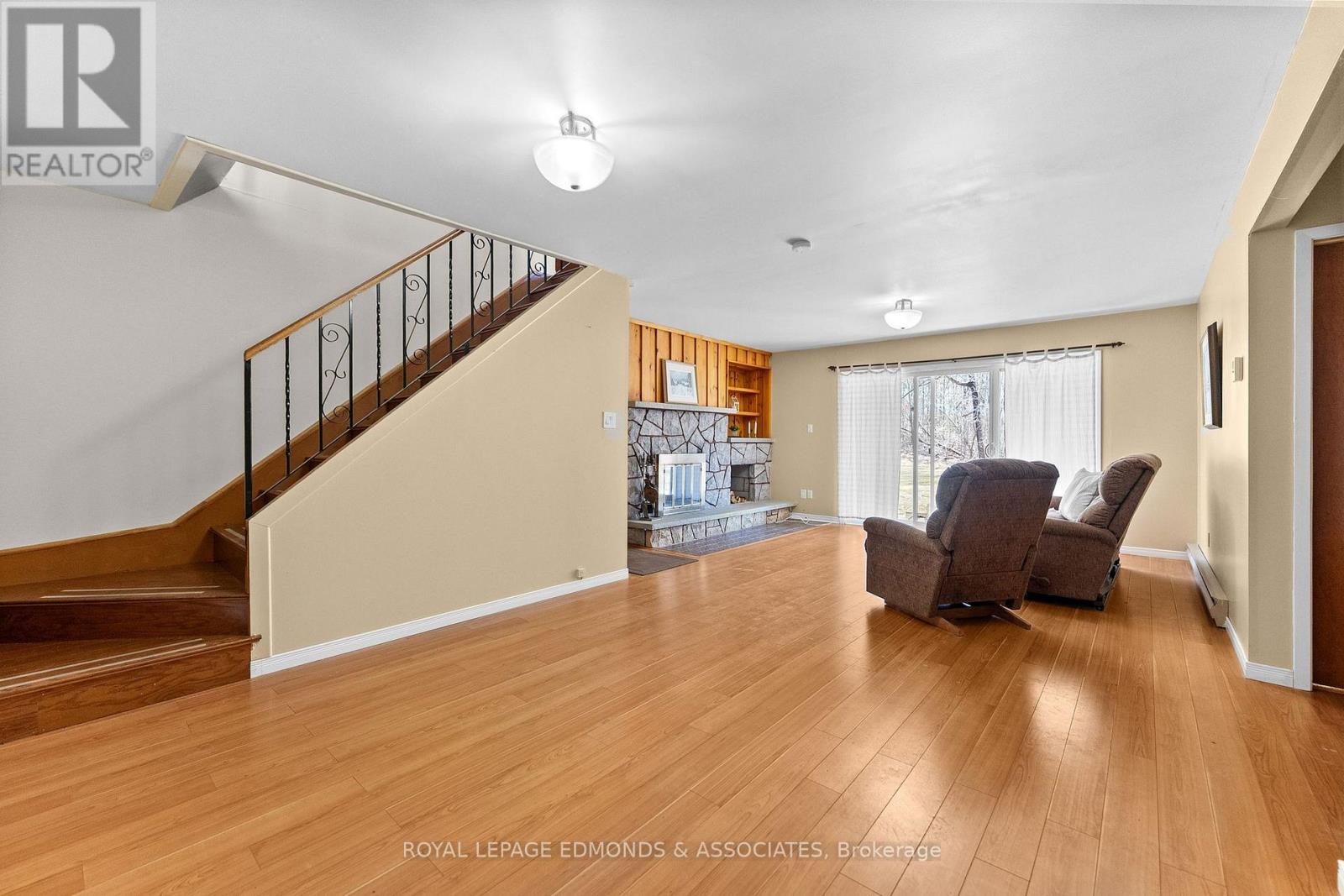 35 Harris Crescent, Whitewater Region, Ontario  K0J 1C0 - Photo 23 - X13015894