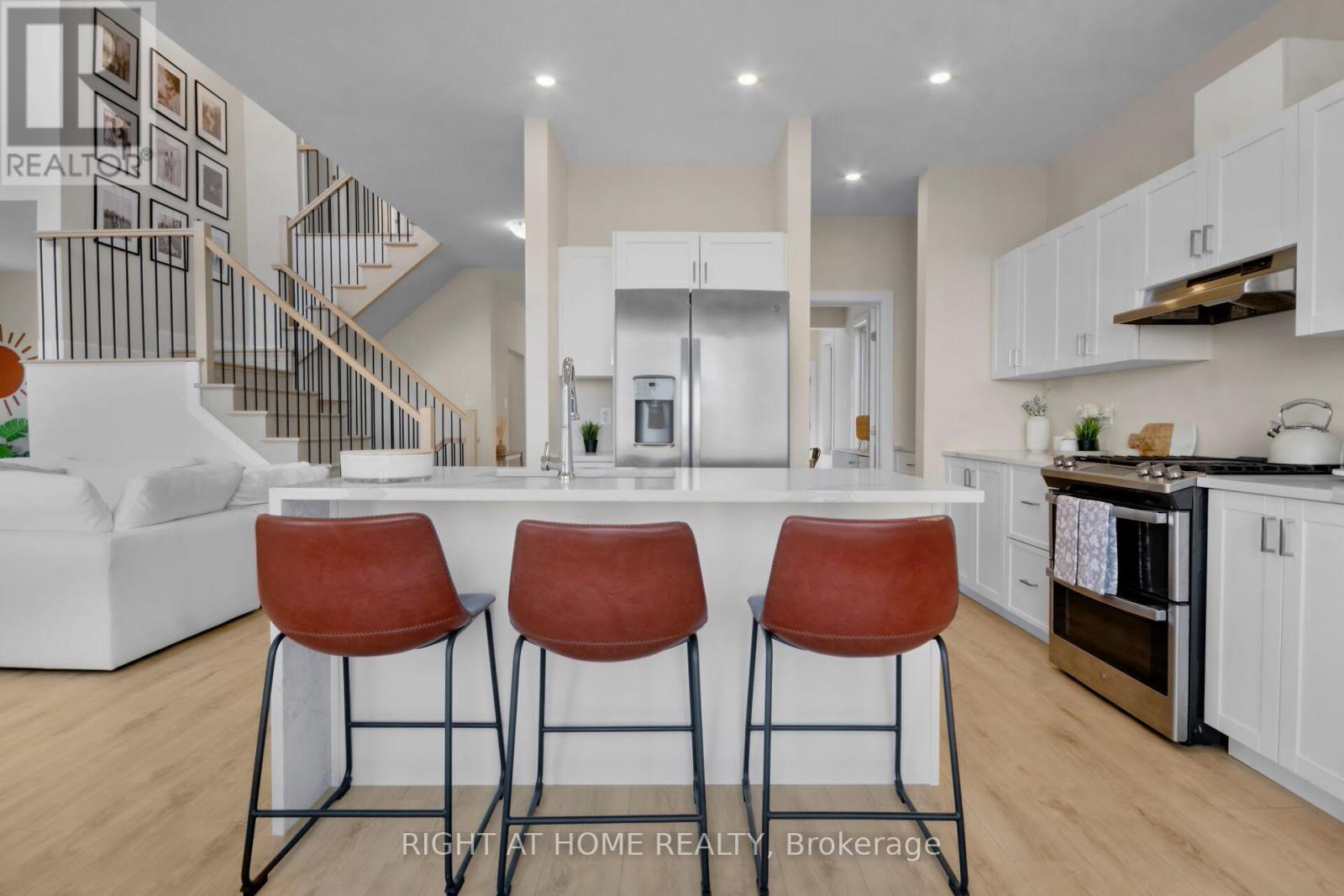 77 Dunlop Road, Carleton Place, Ontario  K7C 0R8 - Photo 13 - X13015960