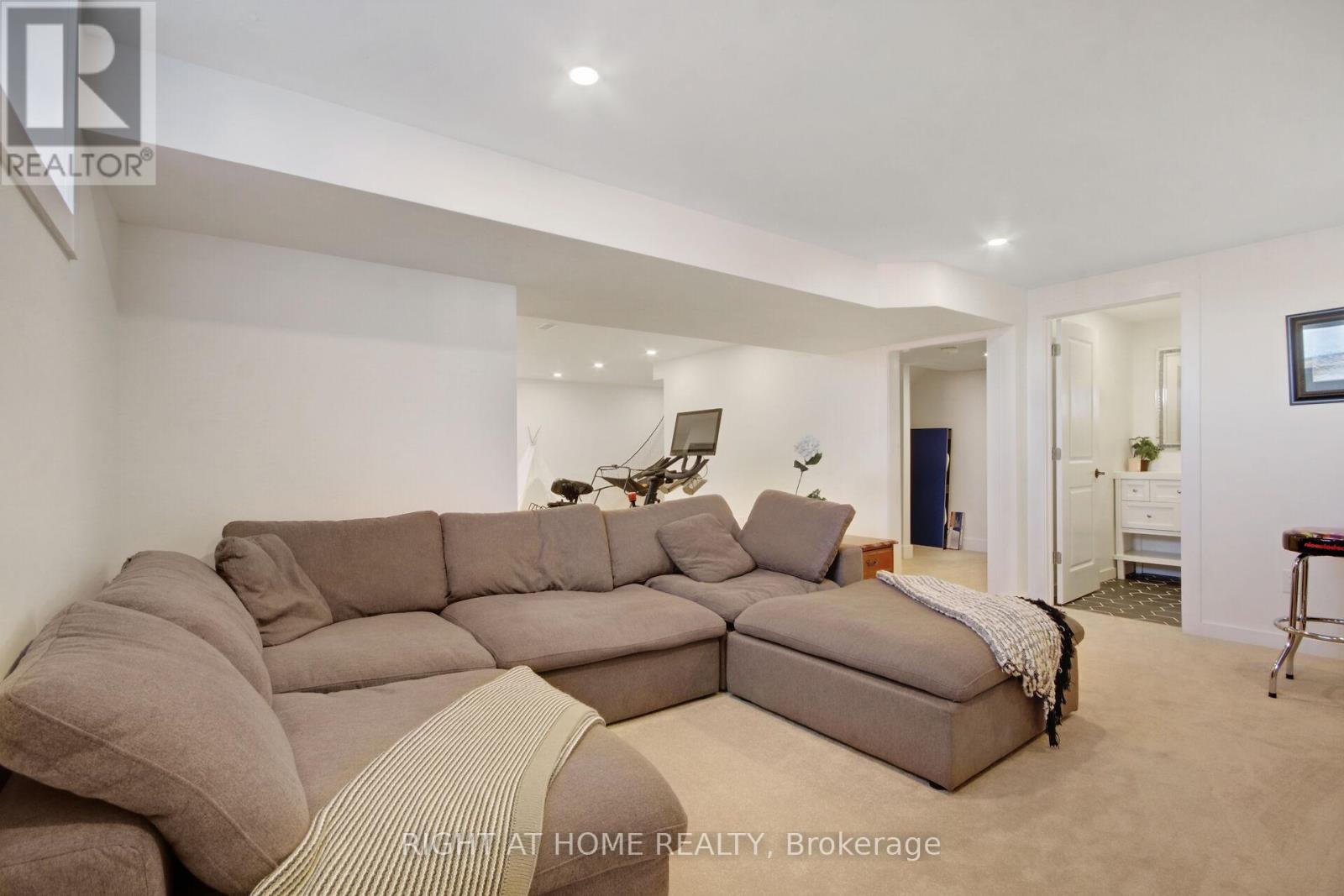 77 Dunlop Road, Carleton Place, Ontario  K7C 0R8 - Photo 37 - X13015960