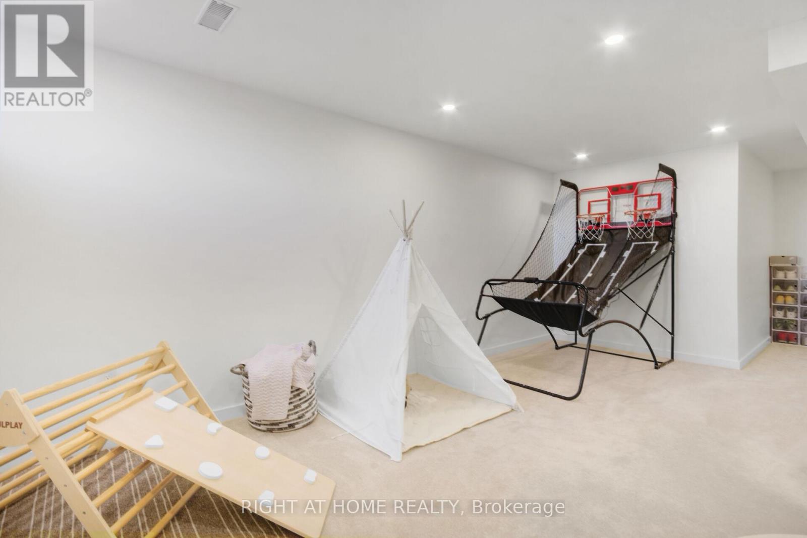 77 Dunlop Road, Carleton Place, Ontario  K7C 0R8 - Photo 39 - X13015960