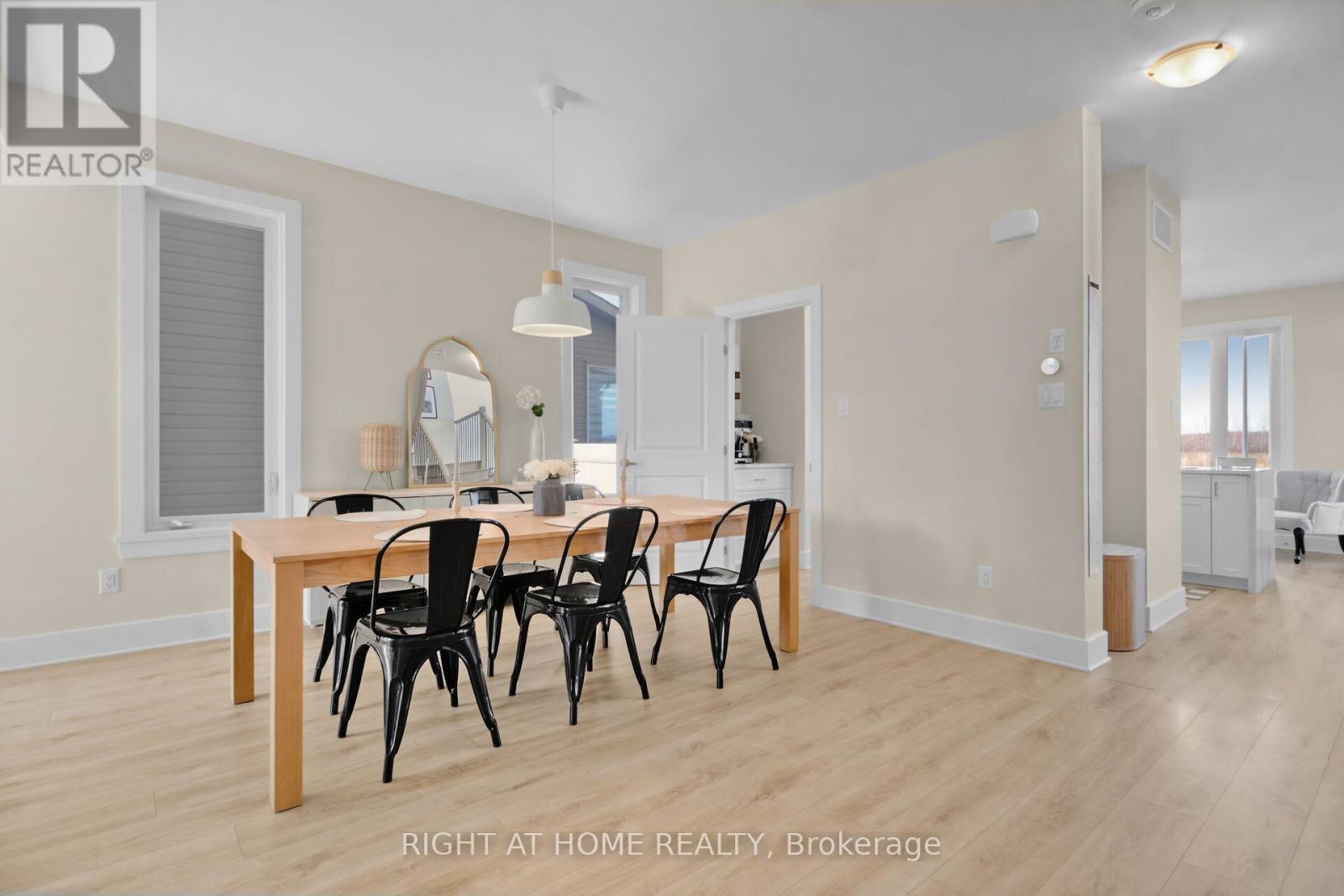 77 Dunlop Road, Carleton Place, Ontario  K7C 0R8 - Photo 7 - X13015960