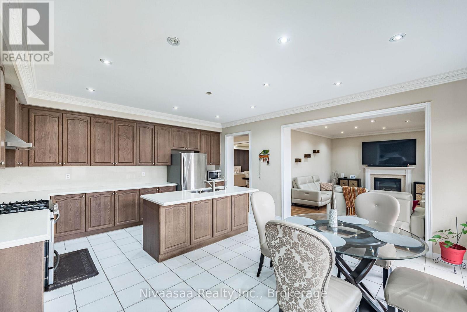 15 Picasso Drive, Brampton, Ontario  L6P 3L6 - Photo 15 - W13015902