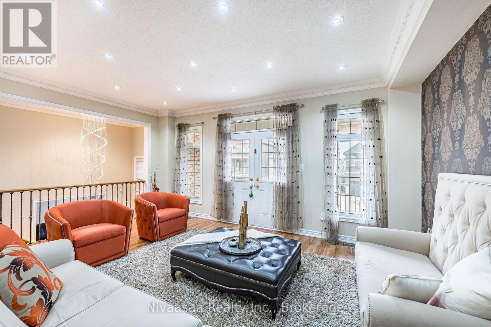 15 Picasso Drive, Brampton, Ontario  L6P 3L6 - Photo 8 - W13015902