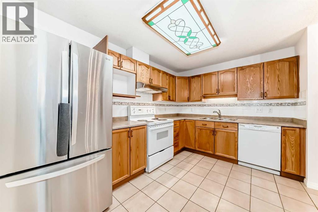 3202 Sienna Park Green Sw, Calgary, Alberta  T3H 3N7 - Photo 5 - A2292319