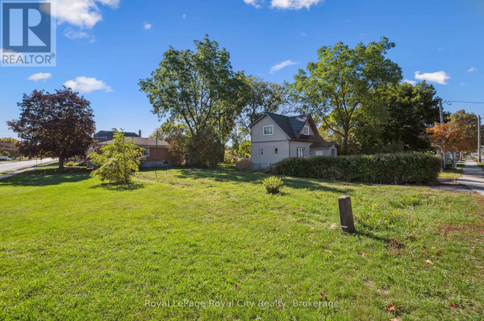 239 Elizabeth Street, Guelph, Ontario  N1E 2X6 - Photo 2 - X13015872