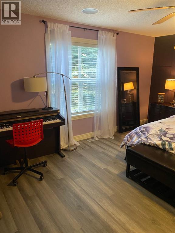 131 Bridlewood View SW, Calgary, Alberta  T2Z 3Y1 - Photo 17 - A2301041