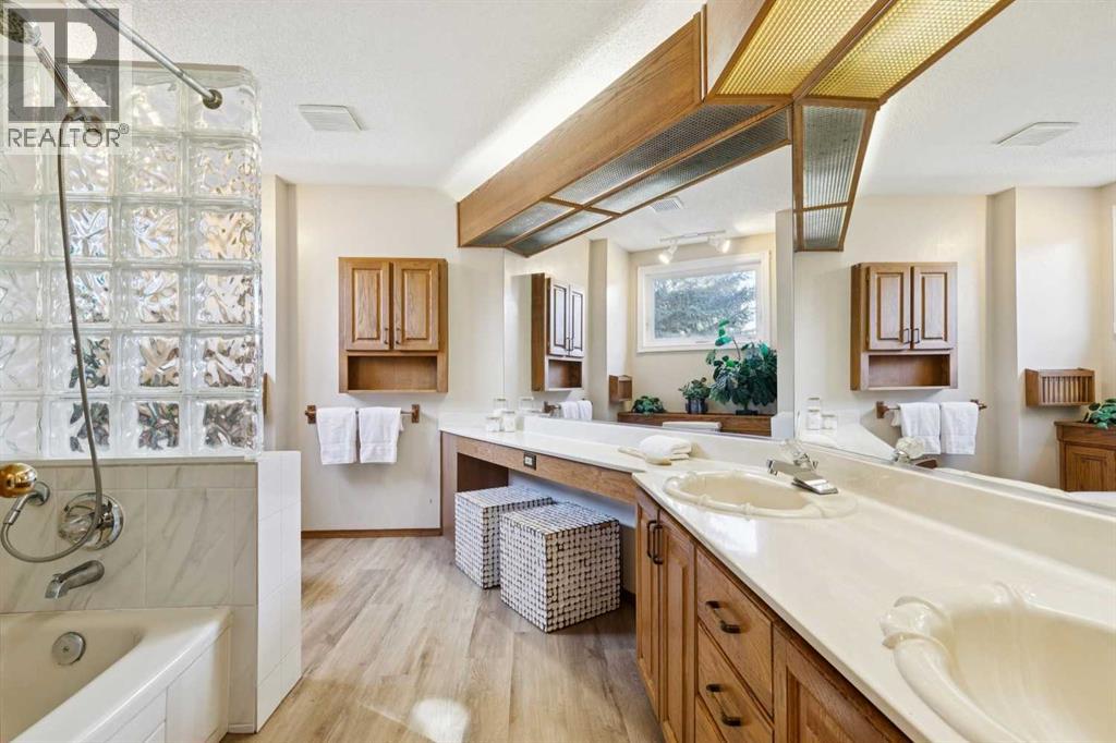 1442 Sunwood Road Se, Calgary, Alberta  T2X 2K8 - Photo 18 - A2300343