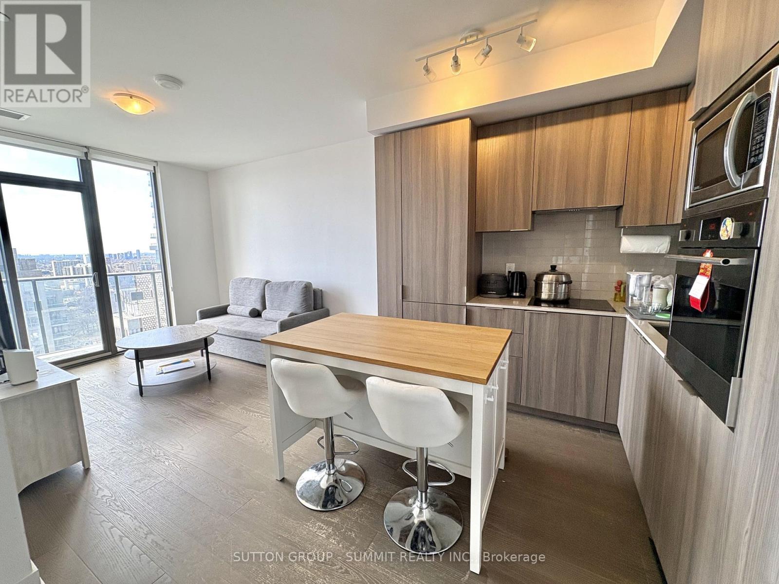 3006 - 11 Wellesley Street, Toronto, Ontario  M4Y 0G4 - Photo 12 - C13015876