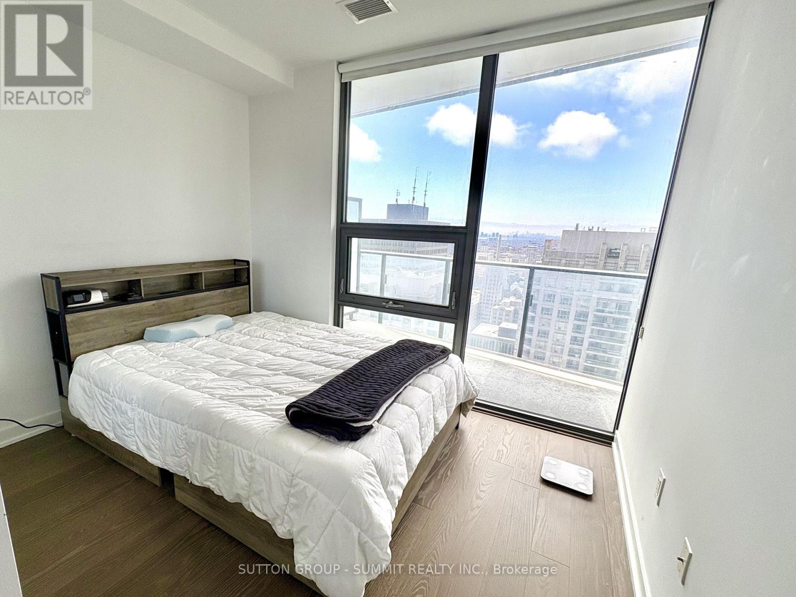 3006 - 11 Wellesley Street, Toronto, Ontario  M4Y 0G4 - Photo 15 - C13015876