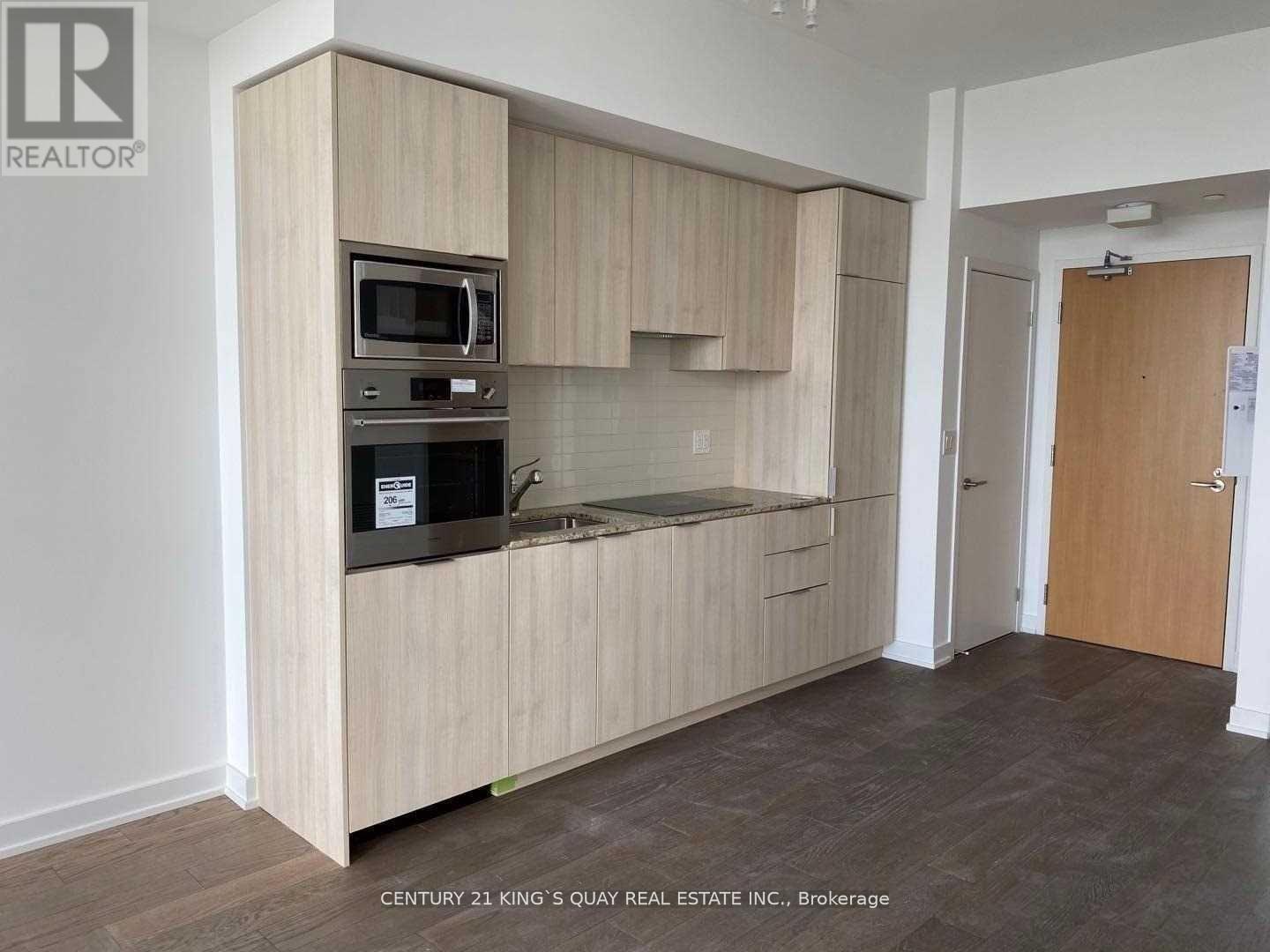 5101 - 11 Wellesley Street W, Toronto, Ontario  M4Y 1E8 - Photo 2 - C13015944