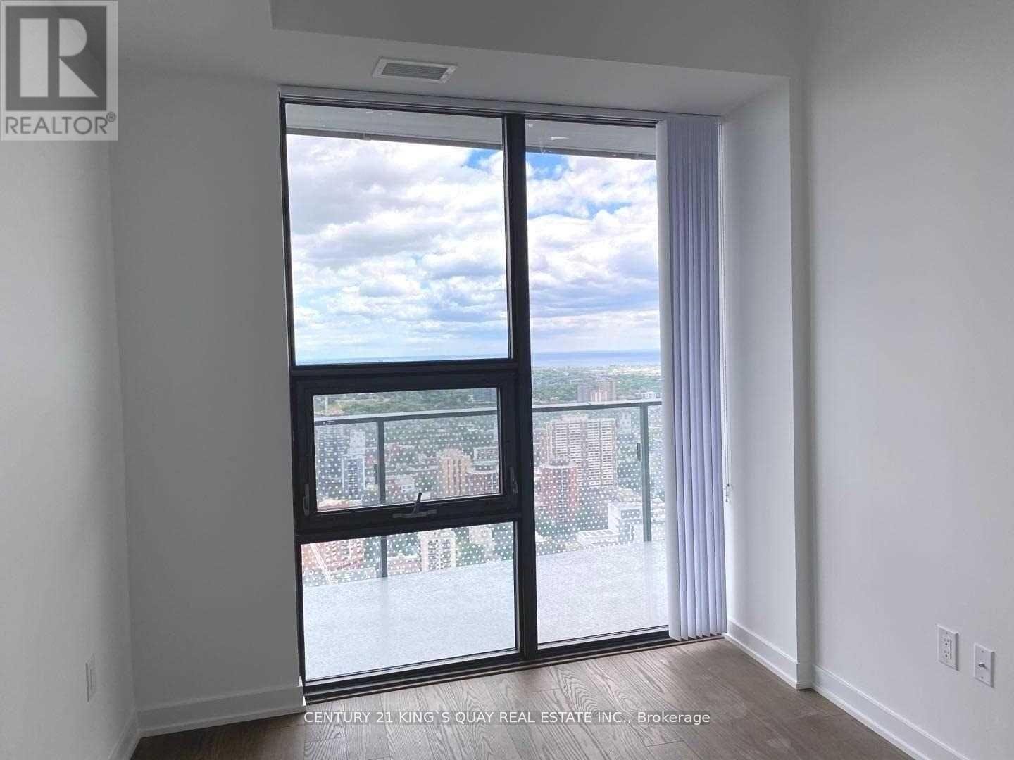 5101 - 11 Wellesley Street W, Toronto, Ontario  M4Y 1E8 - Photo 4 - C13015944