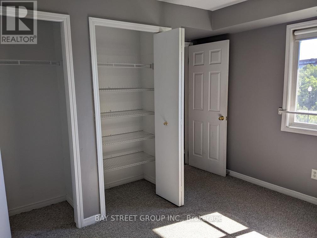 429 - 684 Warden Avenue, Toronto, Ontario  M1L 4W4 - Photo 9 - E13015882