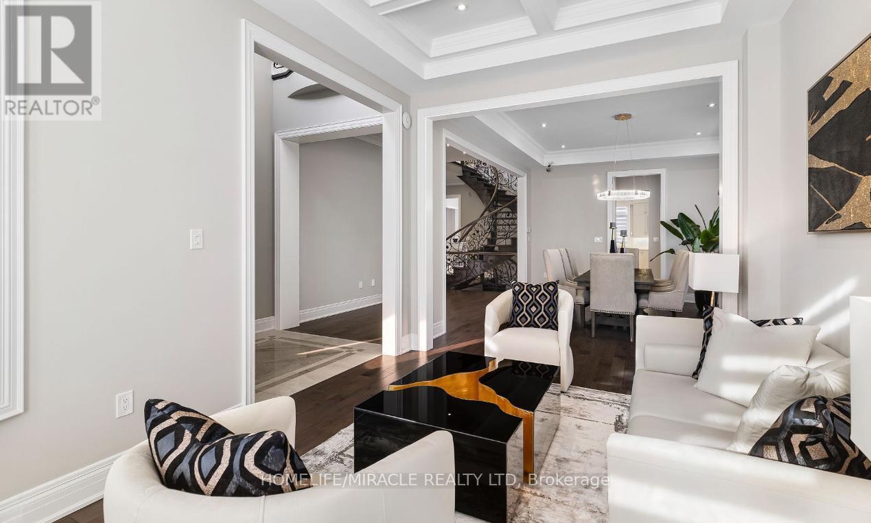 320 Torrey Pines Road, Vaughan, Ontario  L4H 3X3 - Photo 3 - N13015946