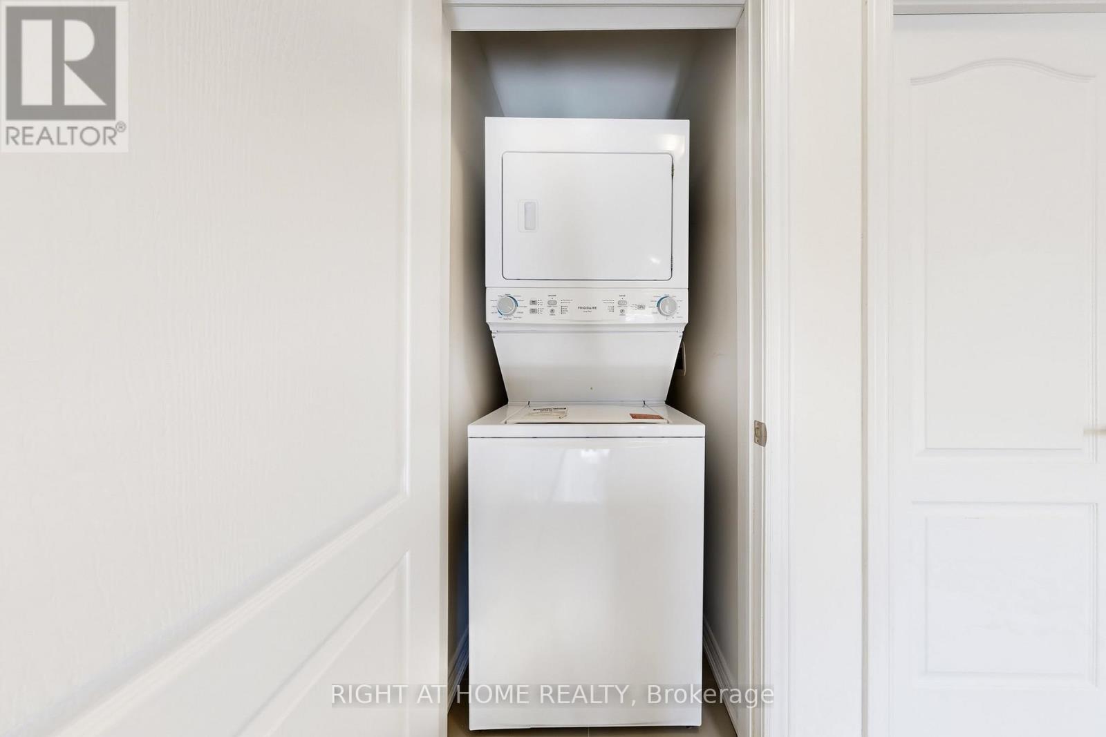 553 White's Hill Avenue, Markham, Ontario  L6B 0J8 - Photo 13 - N13015964