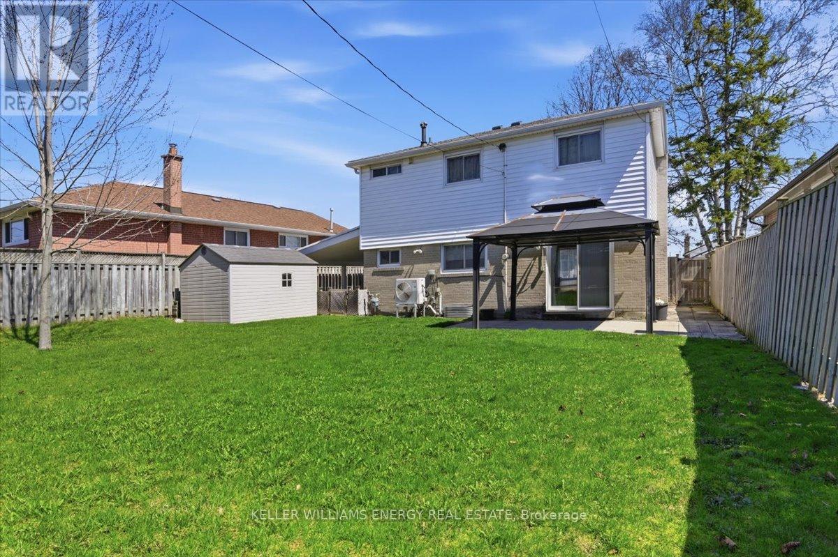 886 Antonio Street, Pickering, Ontario  L1W 1T3 - Photo 7 - E12814992