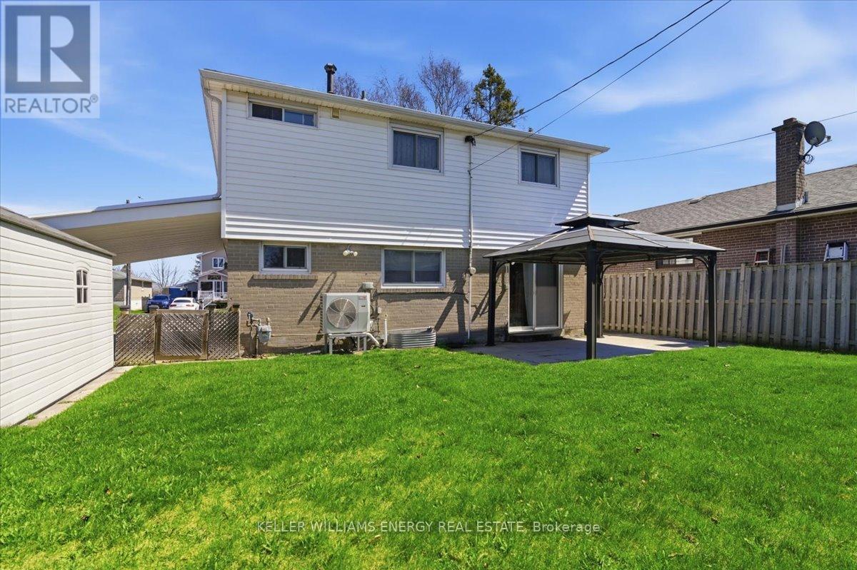 886 Antonio Street, Pickering, Ontario  L1W 1T3 - Photo 6 - E12814992