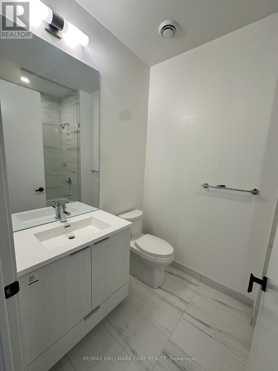 3605 - 8 Interchange Way, Vaughan, Ontario  L4K 5Z7 - Photo 4 - N13011740