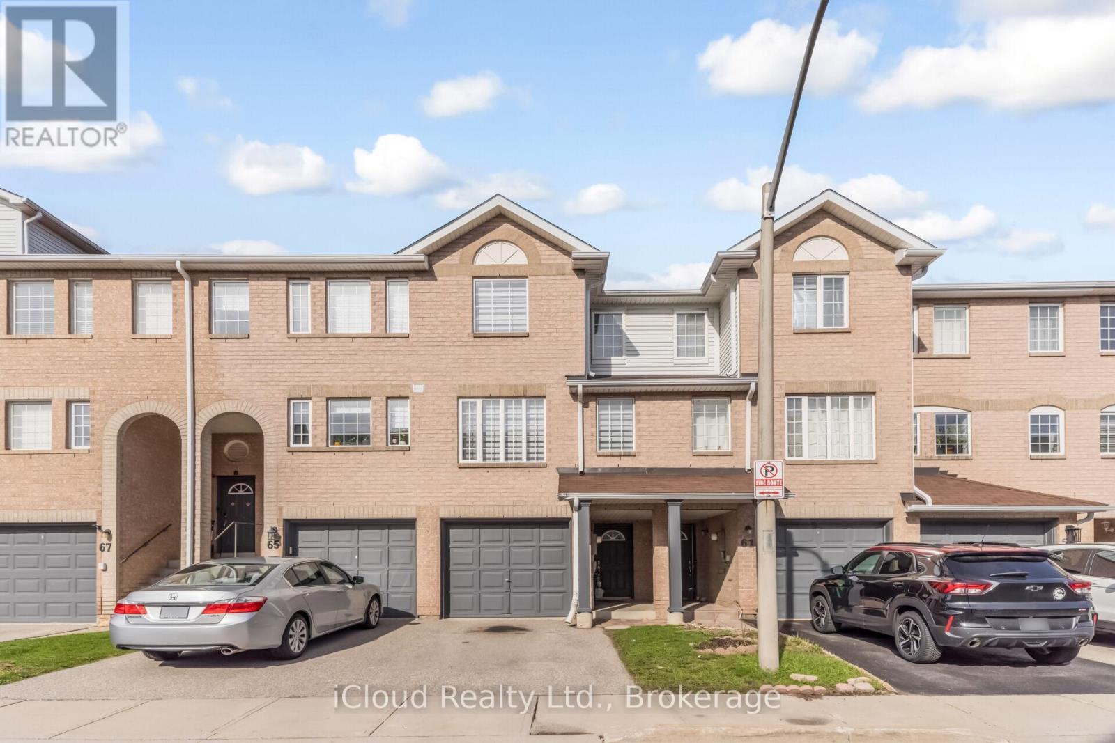 63 SPADINA ROAD, Brampton, Ontario
