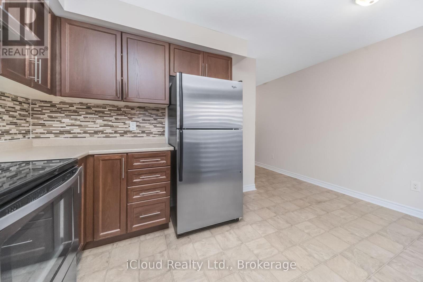 63 Spadina Road, Brampton, Ontario  L6X 4X6 - Photo 13 - W13012758