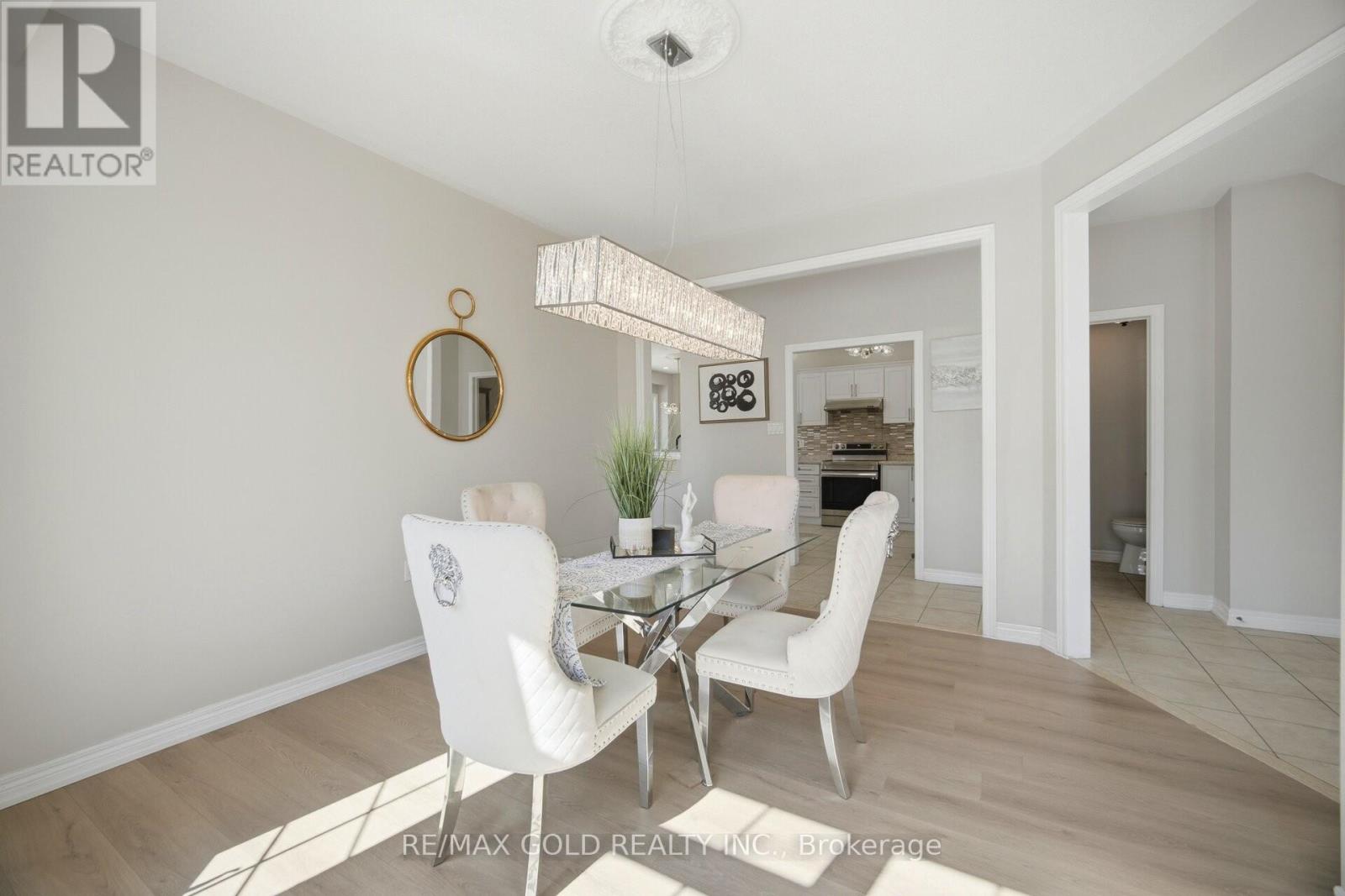 26 Gorevale Drive, Brampton, Ontario  L6P 1N9 - Photo 10 - W12992312