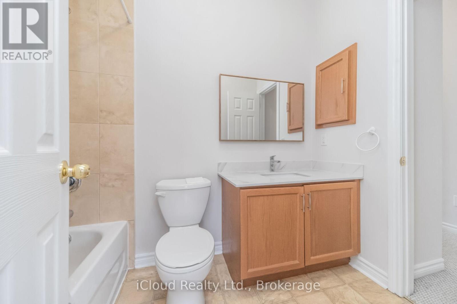 63 Spadina Road, Brampton, Ontario  L6X 4X6 - Photo 33 - W13012758