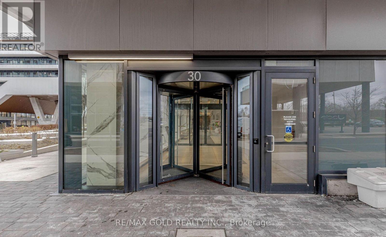 1919 - 30 Shore Breeze Drive, Toronto, Ontario  M8V 1A1 - Photo 2 - W13015684