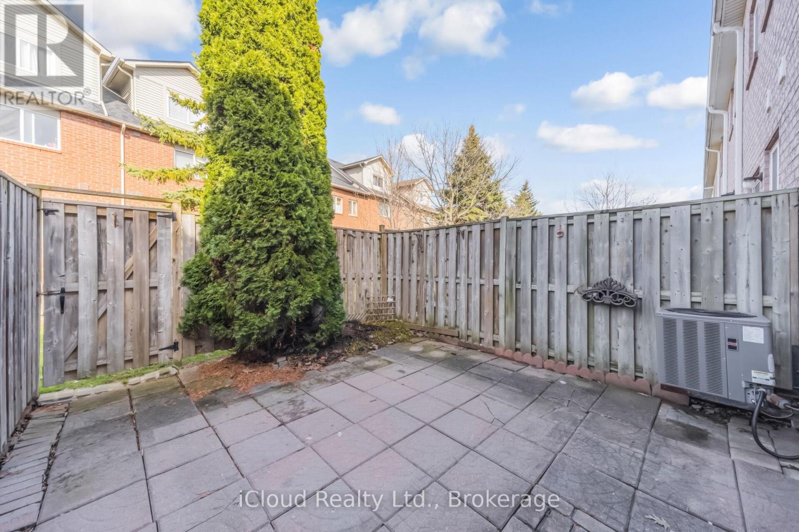 63 Spadina Road, Brampton, Ontario  L6X 4X6 - Photo 38 - W13012758