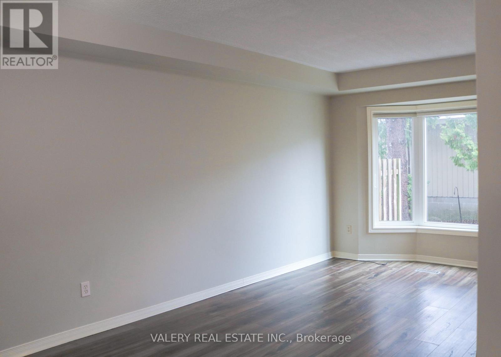 14 - 492 Laclie Street, Orillia, Ontario  L3V 7V2 - Photo 4 - S13015958