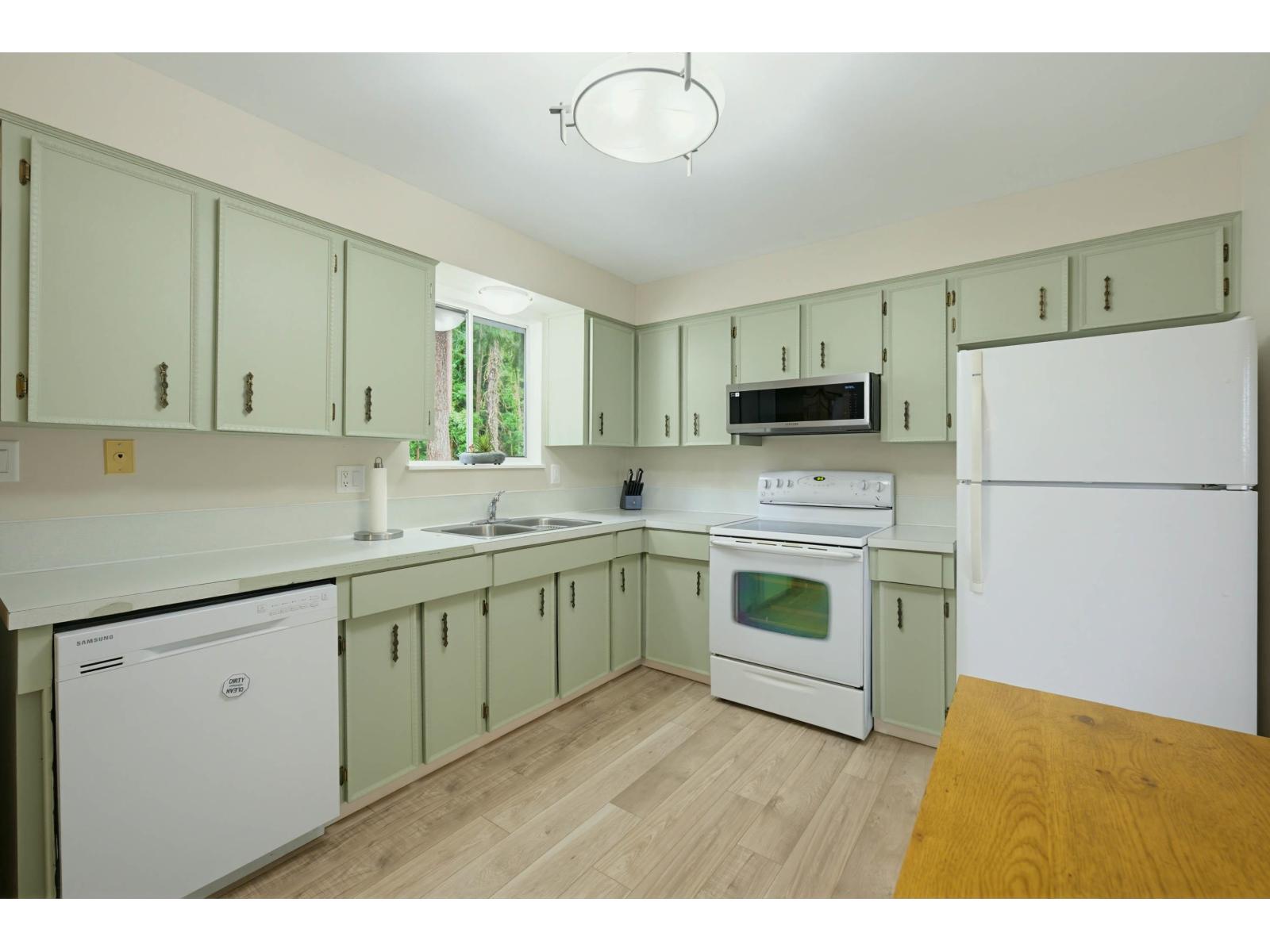 25165 11b Avenue, Langley, British Columbia  V4W 2S7 - Photo 9 - R3111959