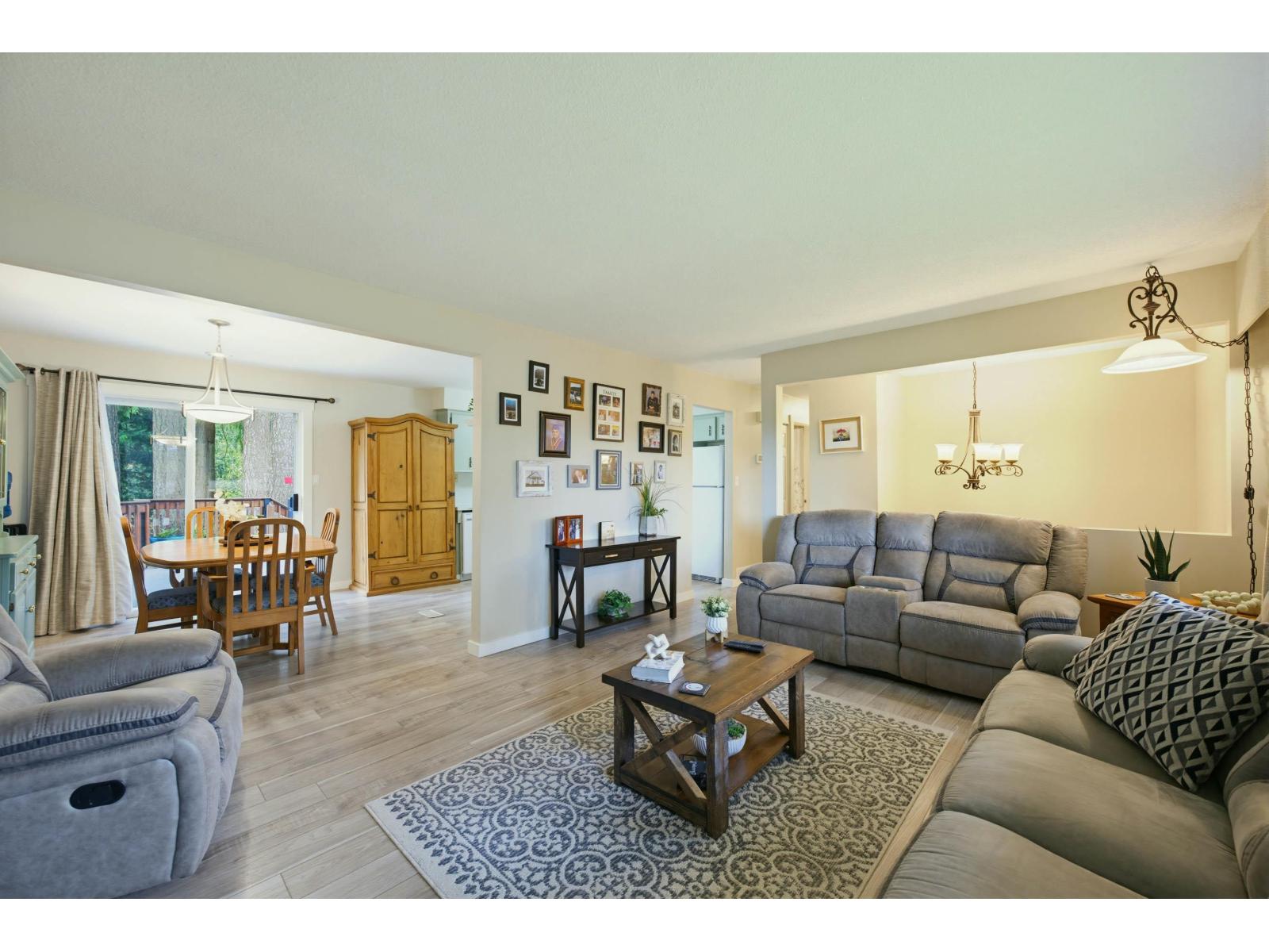 25165 11b Avenue, Langley, British Columbia  V4W 2S7 - Photo 5 - R3111959