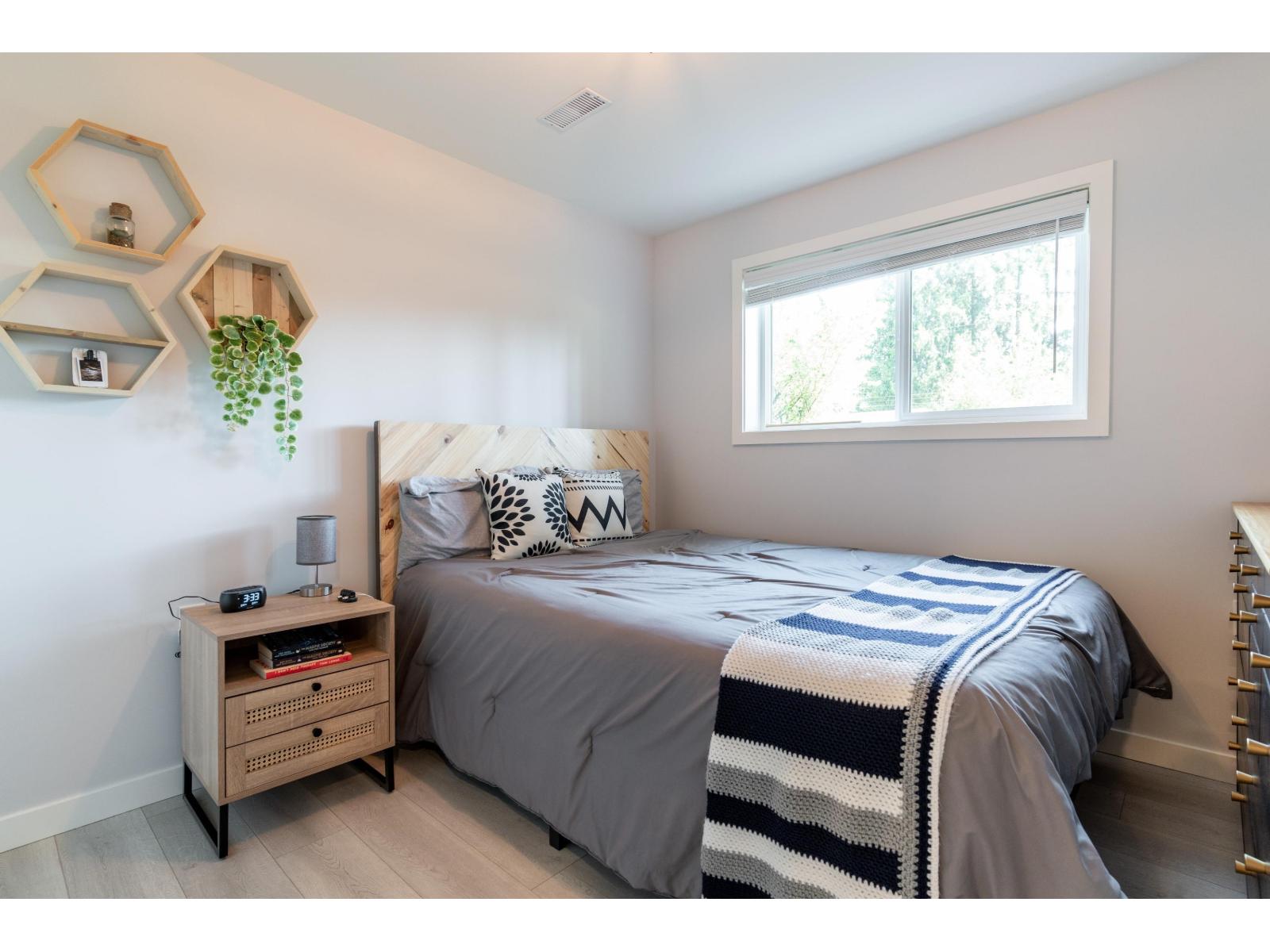 25165 11b Avenue, Langley, British Columbia  V4W 2S7 - Photo 21 - R3111959