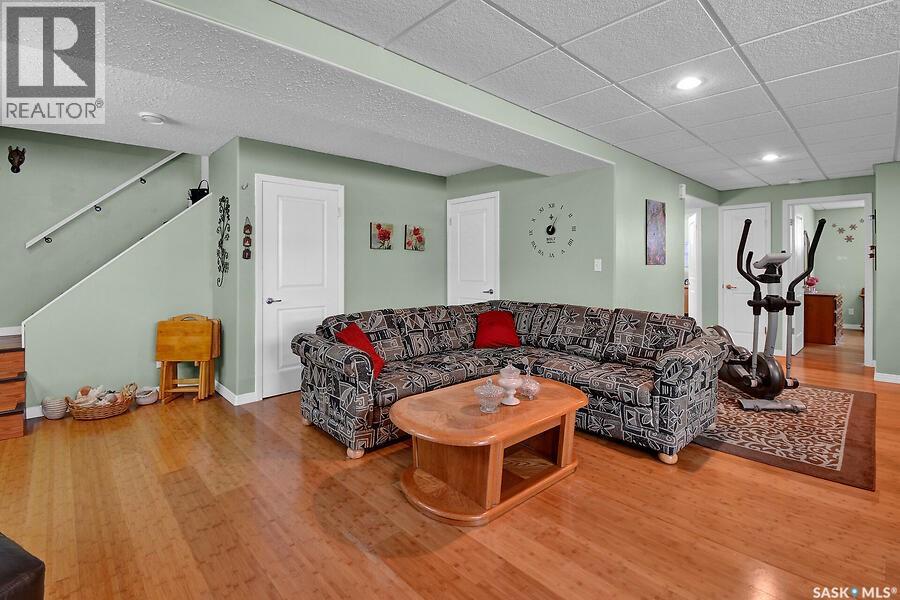 107 3rd Street S, Wakaw, Saskatchewan  S0K 4P0 - Photo 22 - SK030809