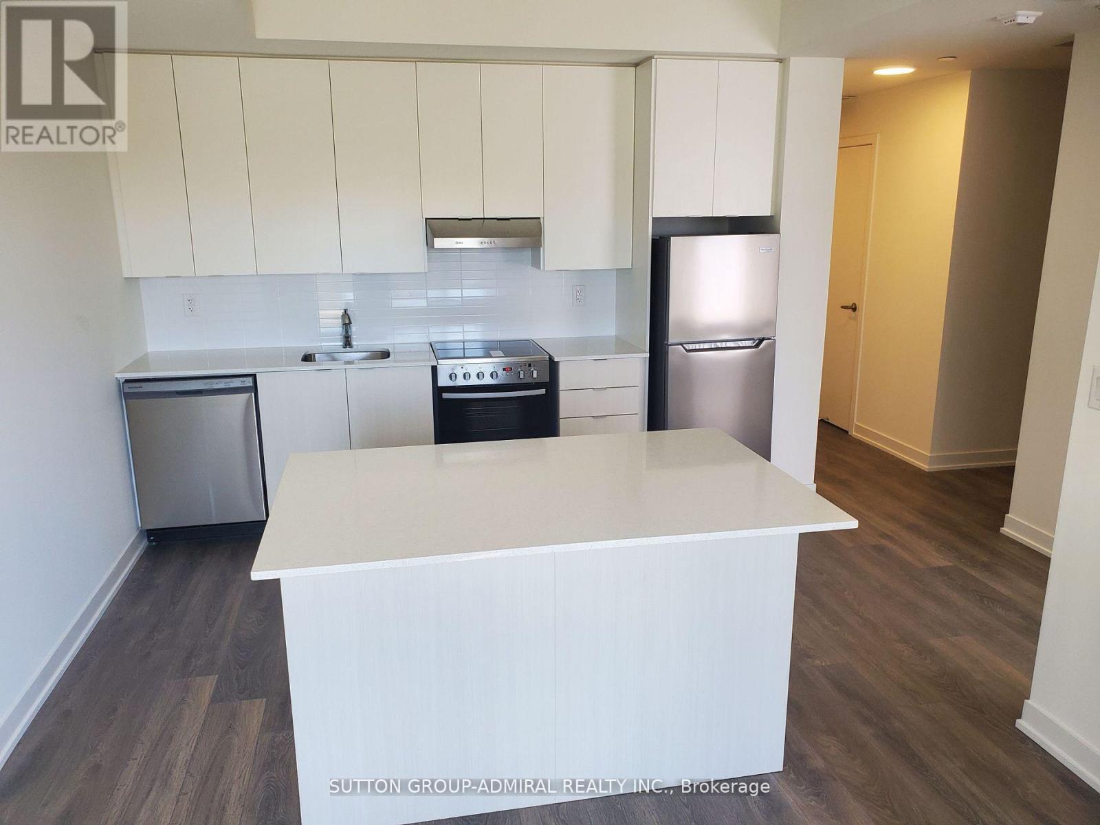 A406 - 160 Canon Jackson Drive, Toronto, Ontario  M6M 0B6 - Photo 3 - W13015868